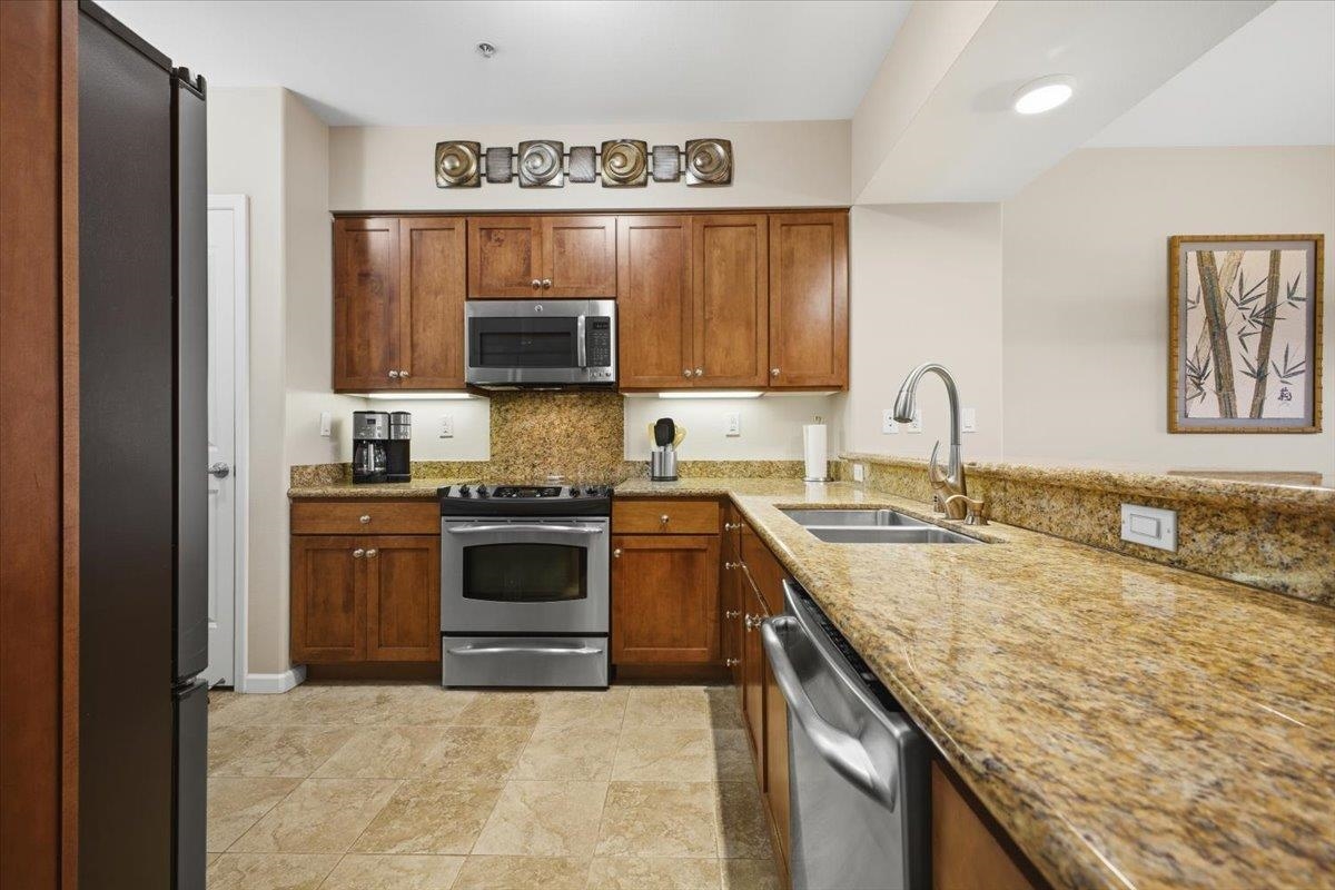 Ke Alii Ocean Villas condo # B204, Kihei, Hawaii - photo 7 of 38