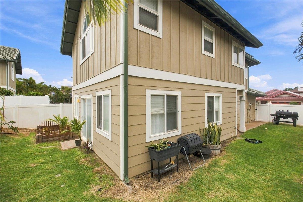 14  E Makahehi Loop Maui Lani Community, Kahului home - photo 34 of 35