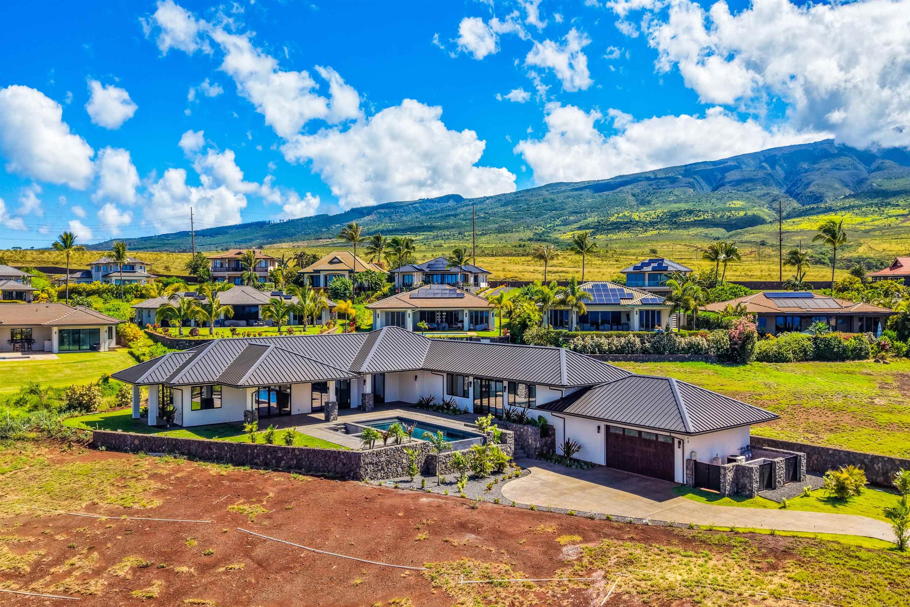 140  Lewa Lani Pl Kaanapali Golf Estates, Kaanapali home - photo 2 of 50