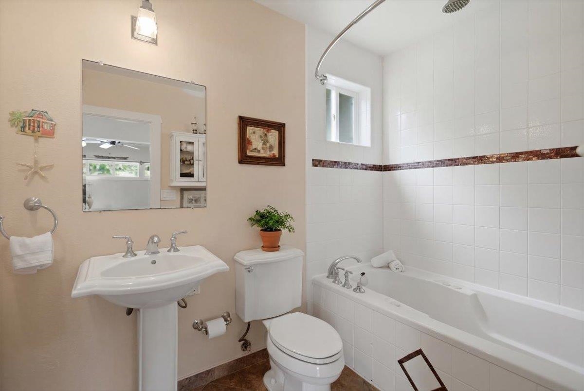 140  River Rd Waihee, Wailuku home - photo 31 of 45