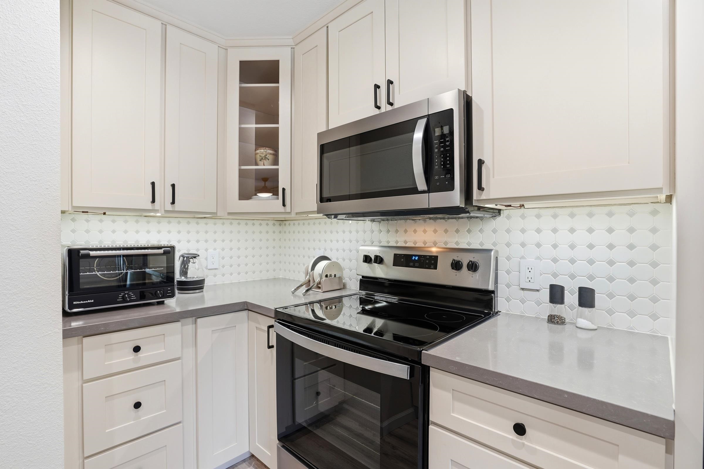 Kihei Villages I condo # 16-201, Kihei, Hawaii - photo 8 of 38