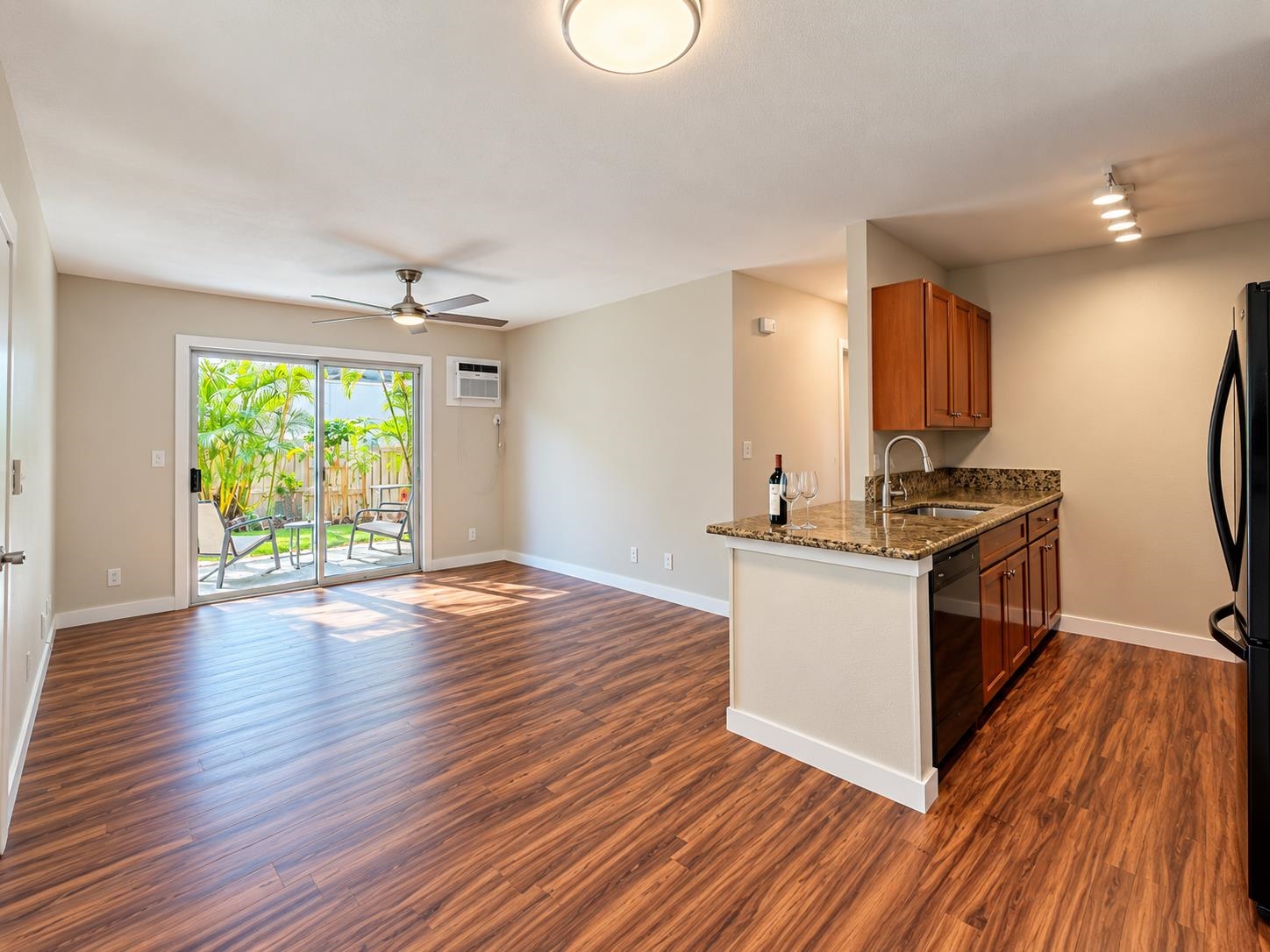 Kihei Villages I condo # 19-106, Kihei, Hawaii - photo 2 of 34