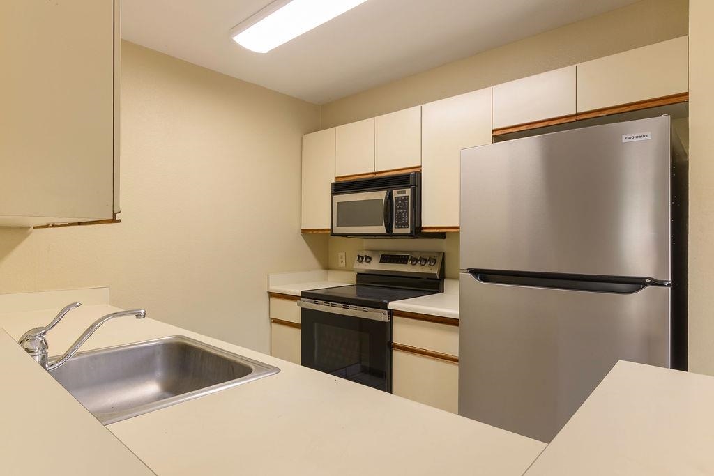 Kihei Villages II condo # 21-101, Kihei, Hawaii - photo 10 of 25