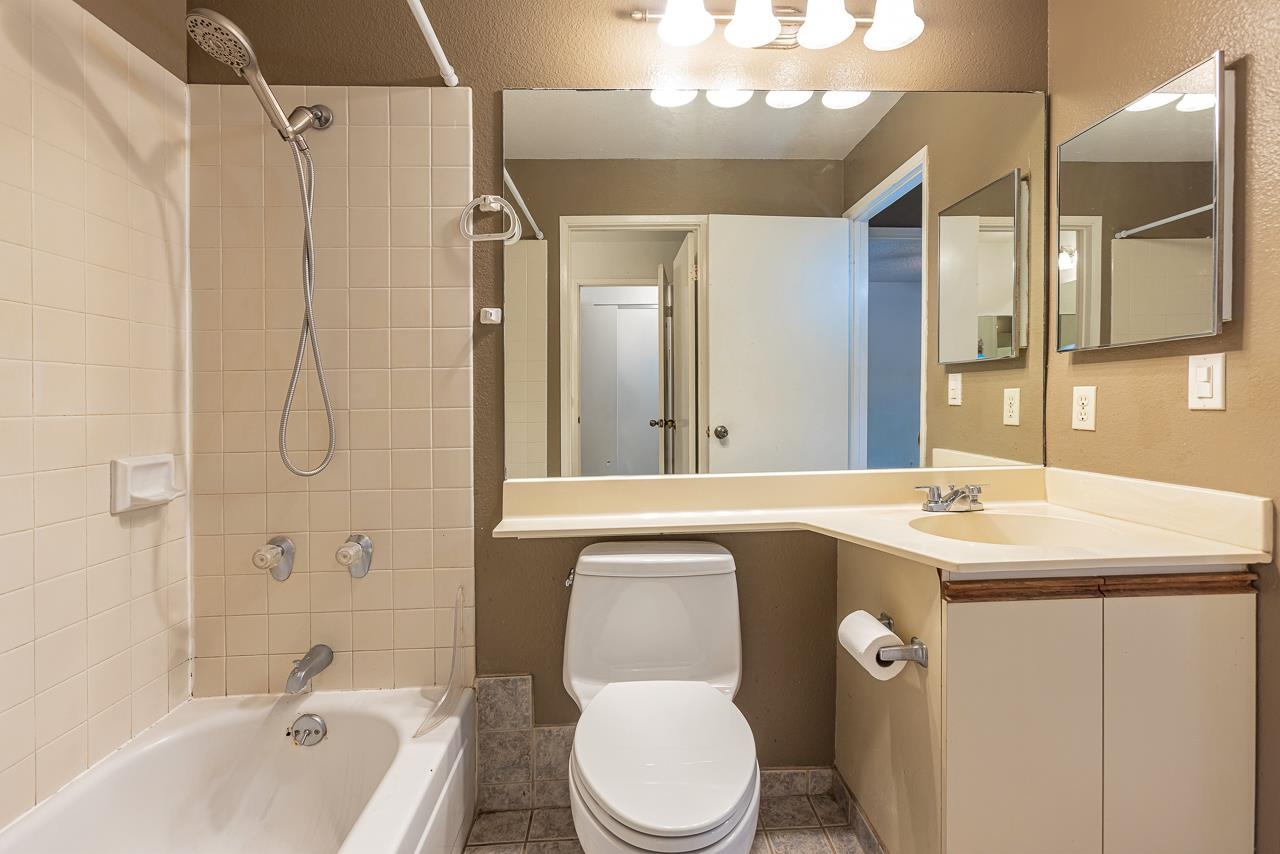 Kihei Villages II condo # 24-202, Kihei, Hawaii - photo 17 of 46