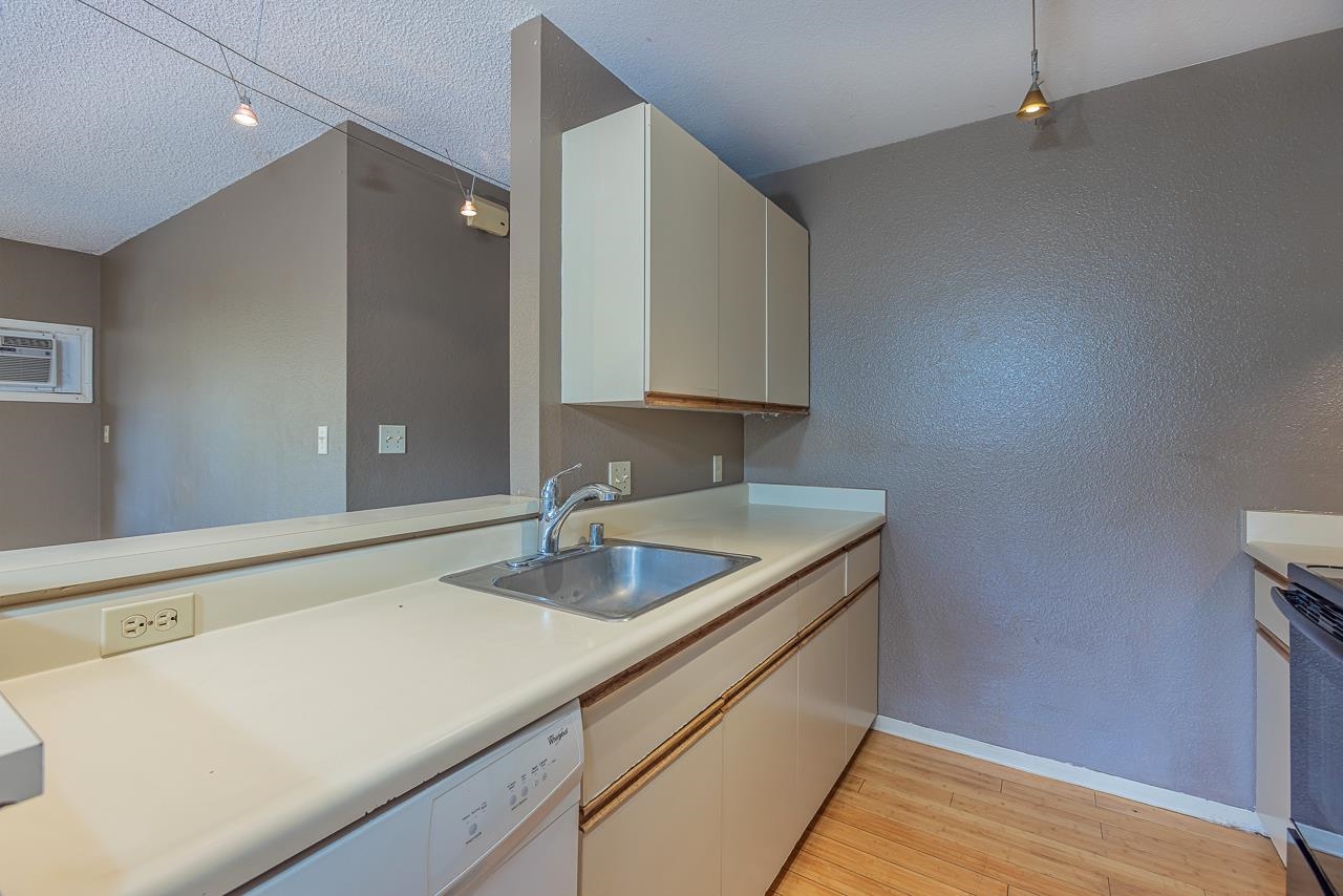 Kihei Villages II condo # 24-202, Kihei, Hawaii - photo 8 of 46