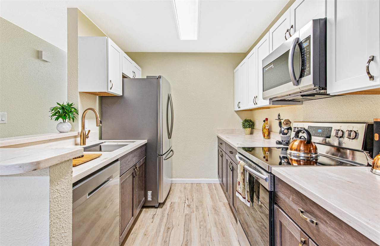 Kihei Villages V condo # 28-104, Kihei, Hawaii - photo 6 of 23