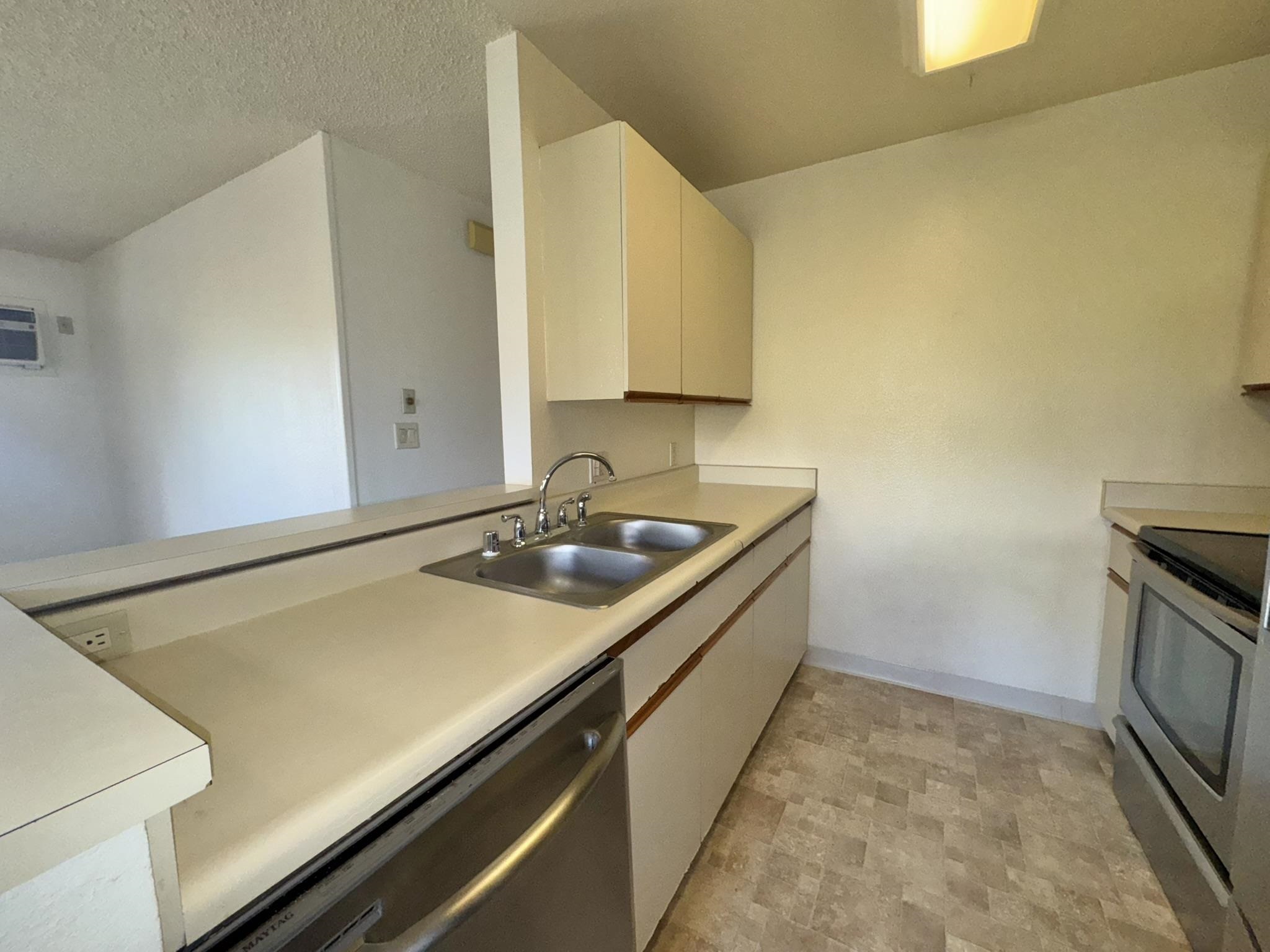 Kihei Villages II condo # 56-204, Kihei, Hawaii - photo 6 of 40