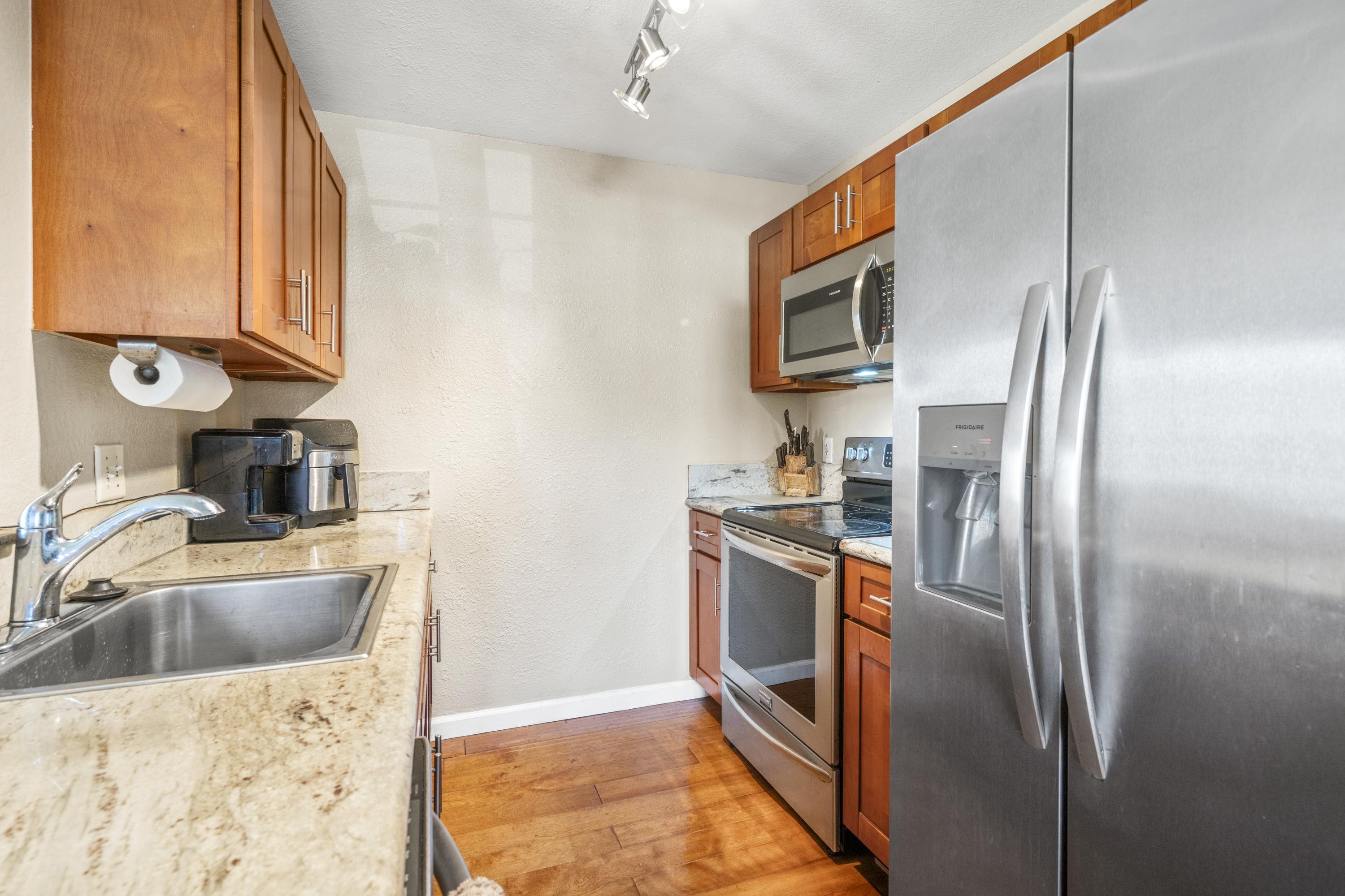 Kihei Villages I condo # 9-104, Kihei, Hawaii - photo 5 of 30