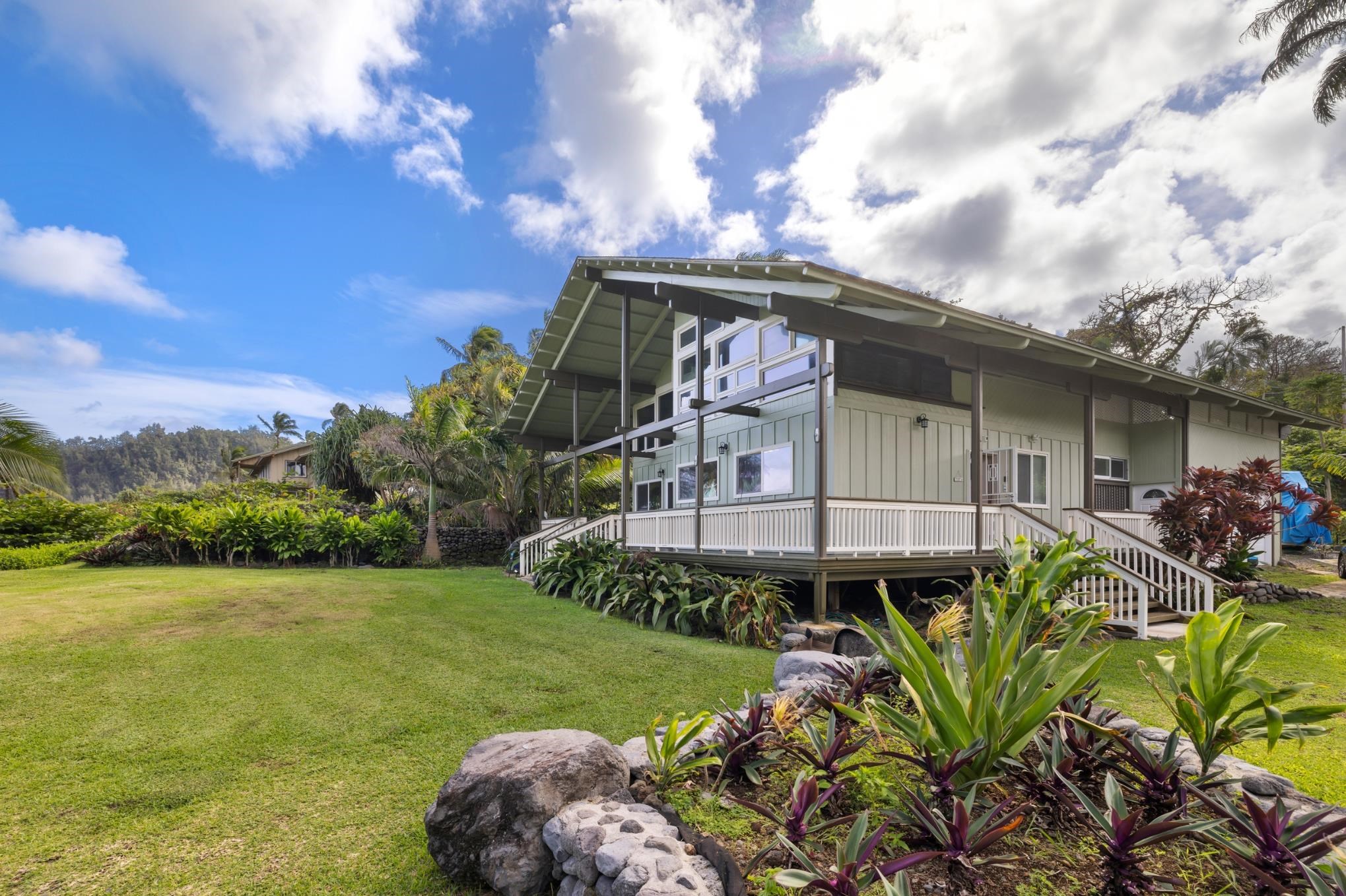 140  Waikoloa Rd , Hana home - photo 16 of 41