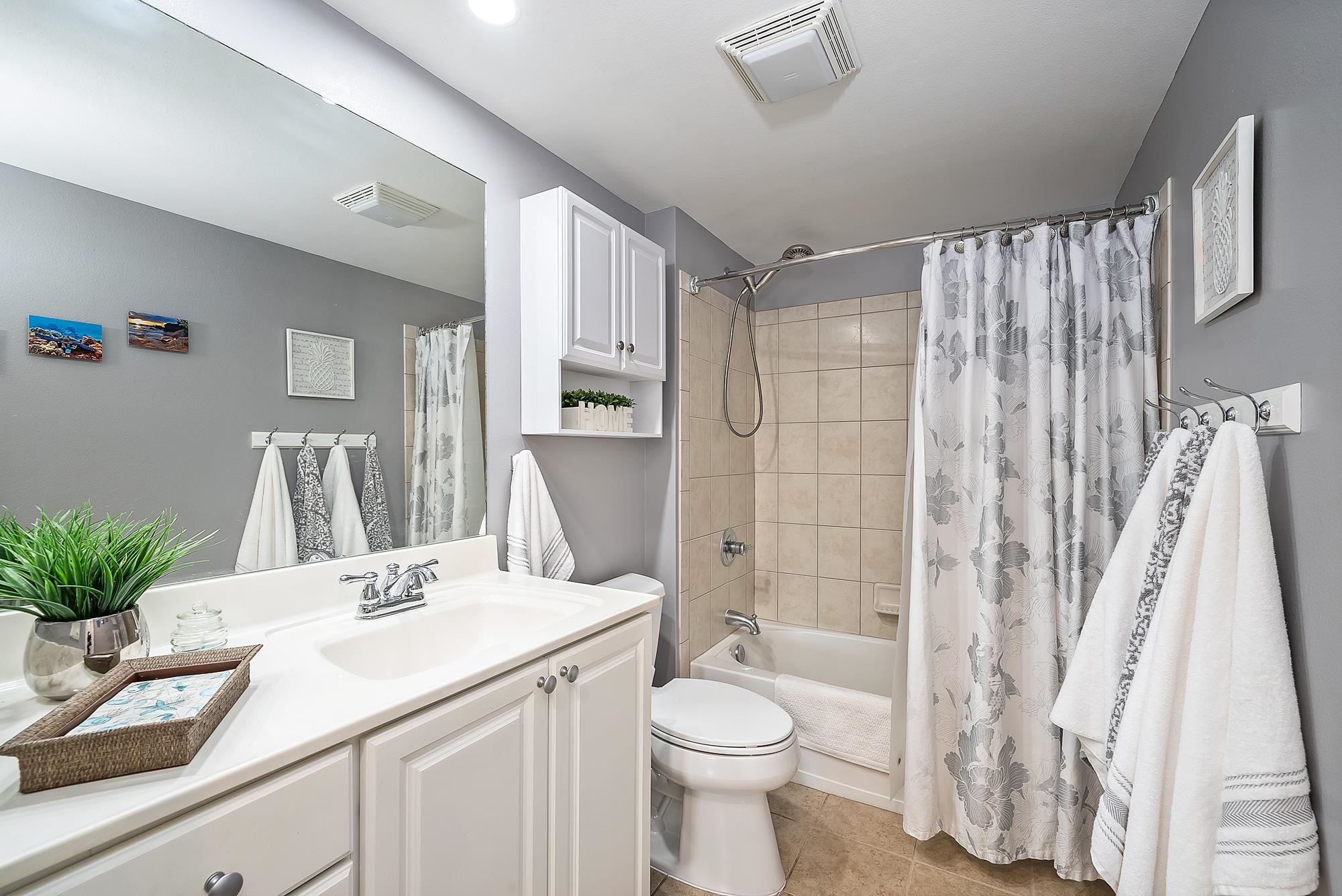 Opukea at Lahaina condo # D-301, Lahaina, Hawaii - photo 31 of 50