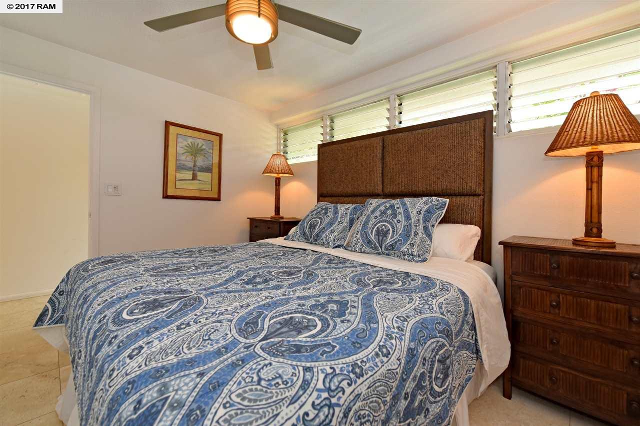 Lahaina Roads condo # 205, Lahaina, Hawaii - photo 4 of 17