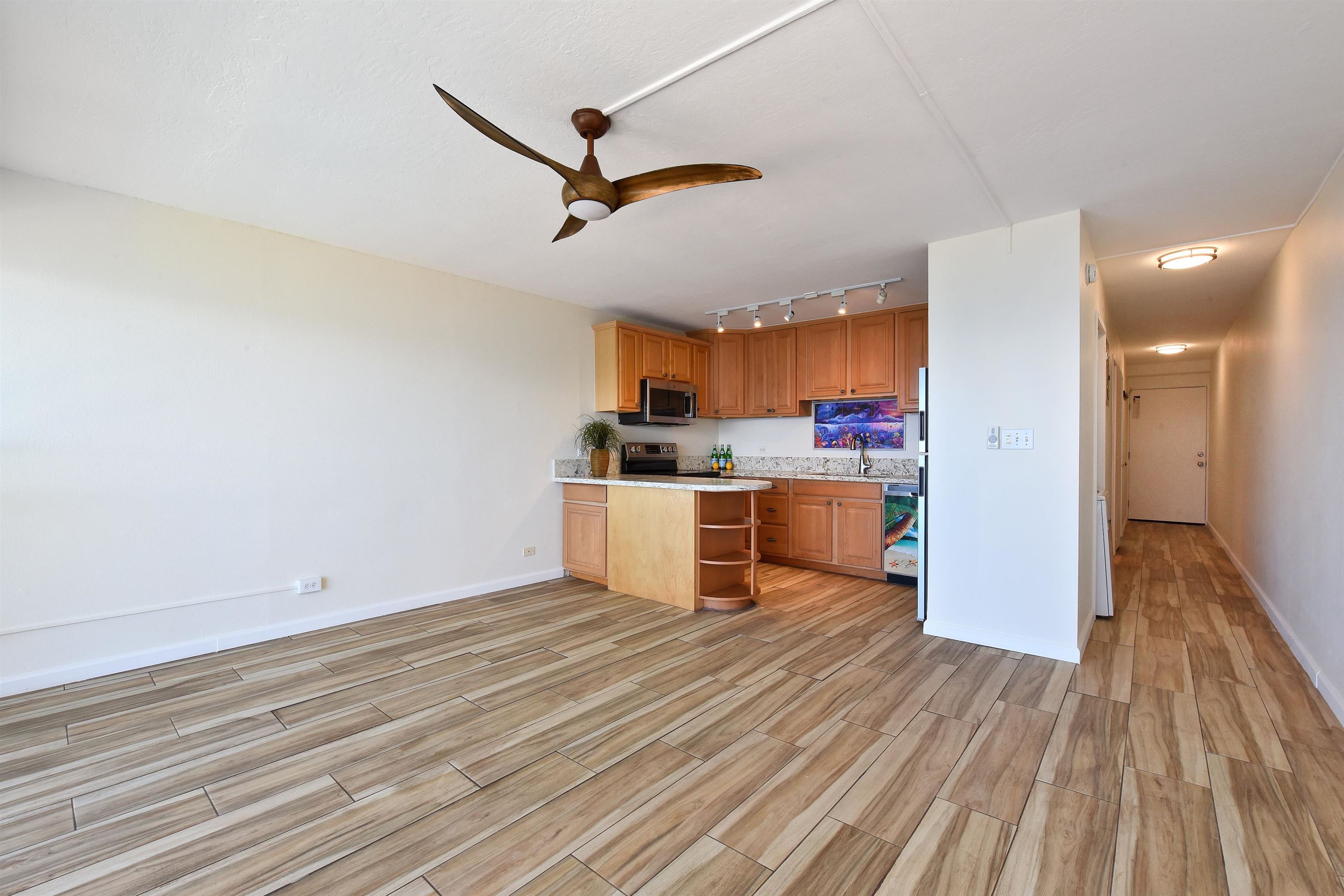 Lahaina Roads condo # 307, Lahaina, Hawaii - photo 12 of 20