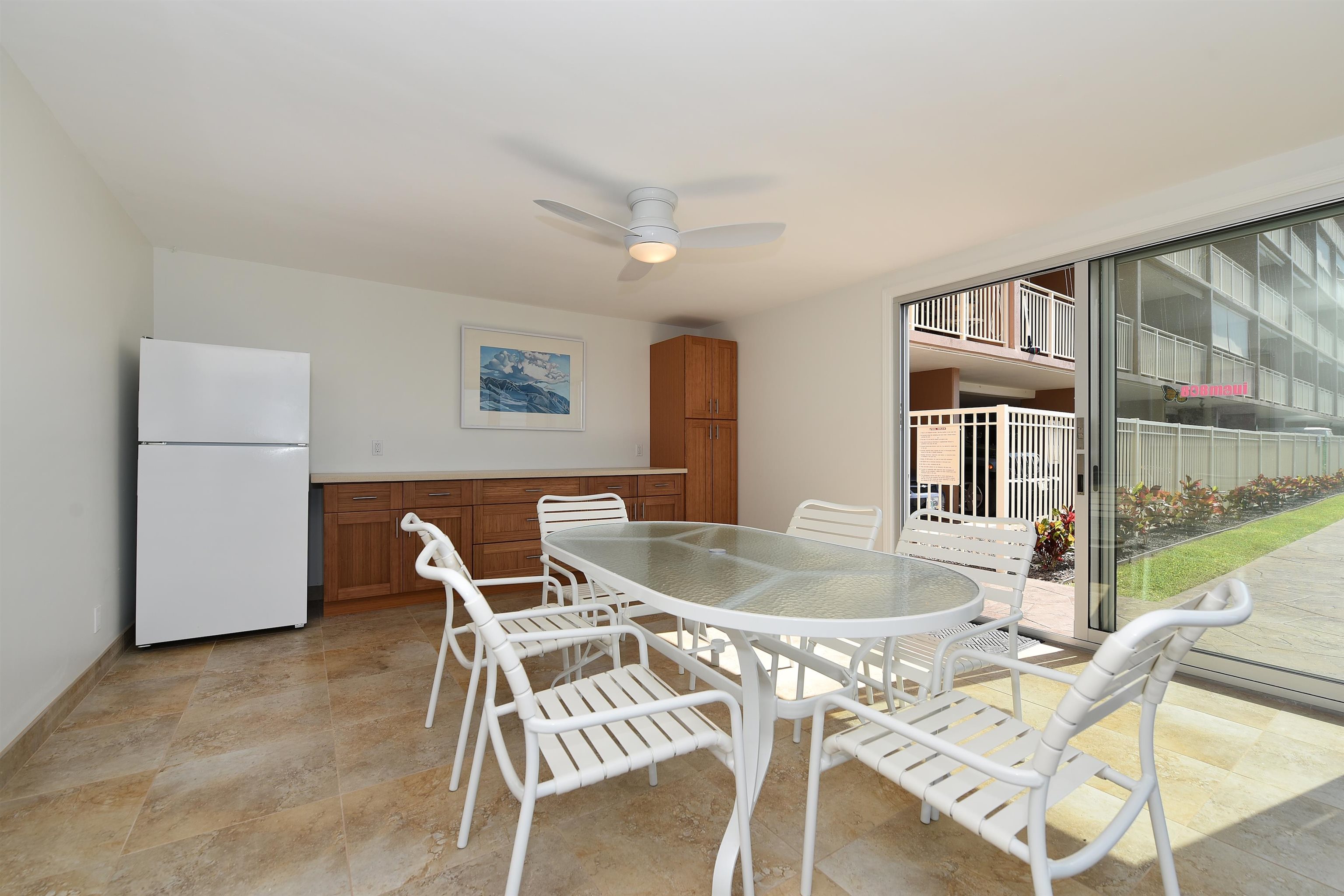 Lahaina Roads condo # 307, Lahaina, Hawaii - photo 16 of 20