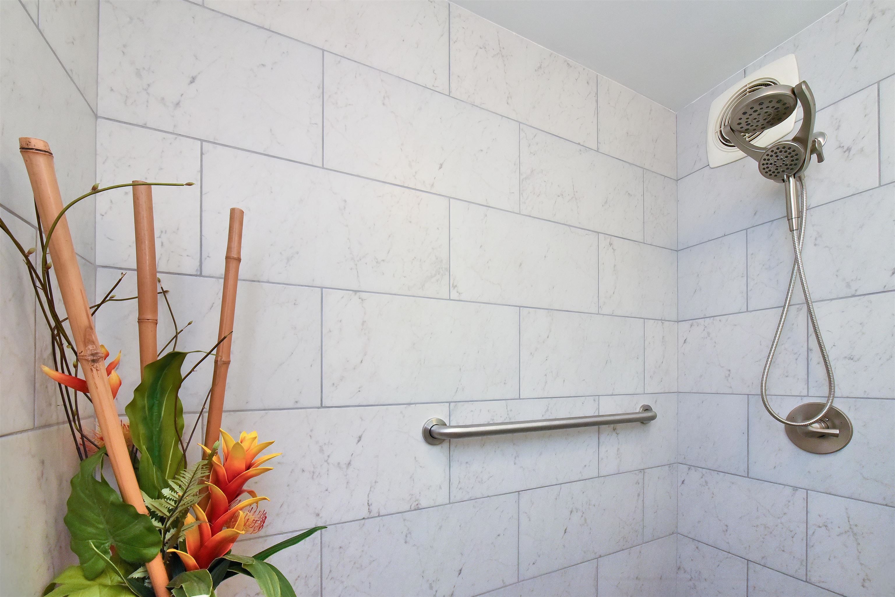 Lahaina Roads condo # 308, Lahaina, Hawaii - photo 15 of 35