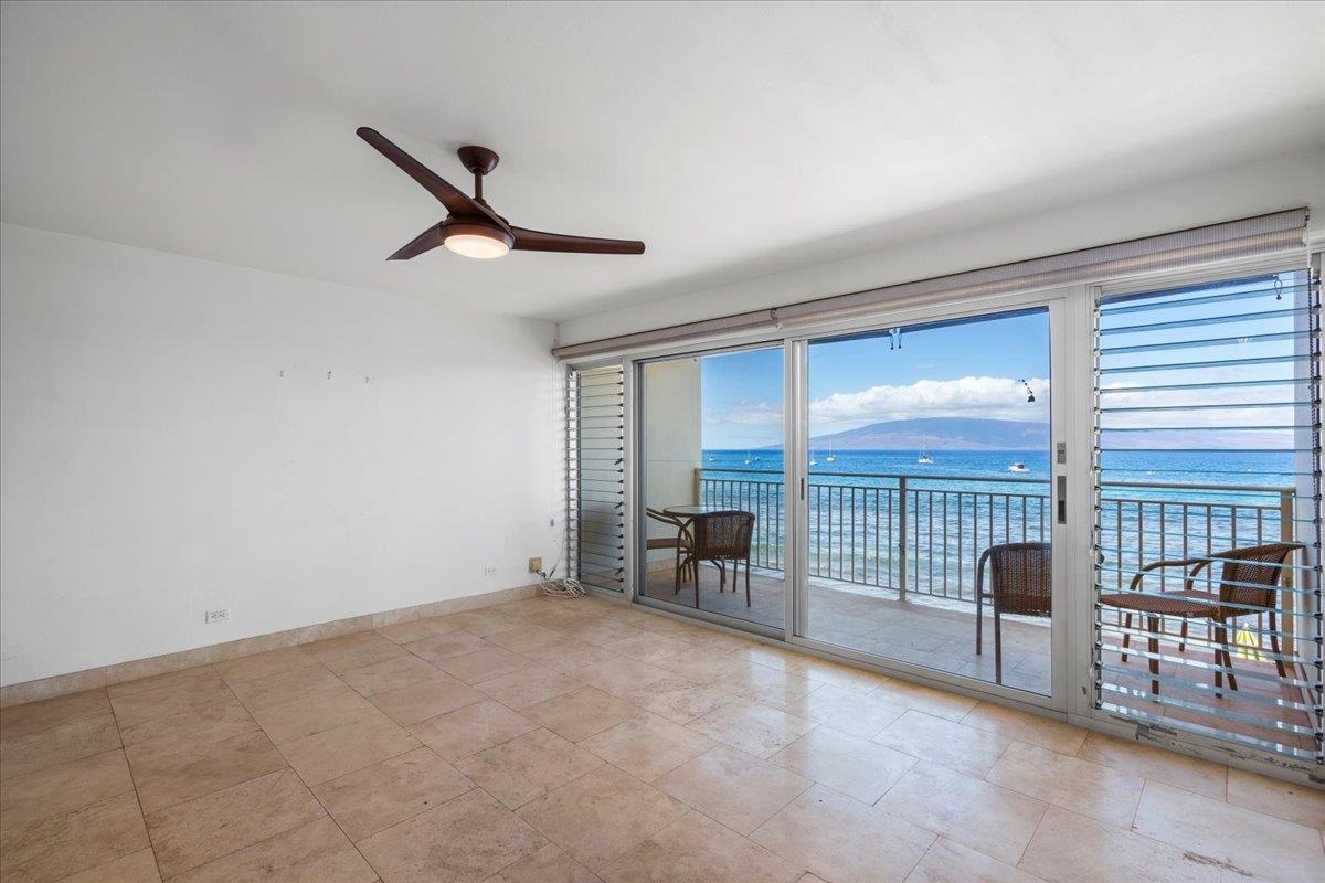 Lahaina Roads condo # 309, Lahaina, Hawaii - photo 3 of 33