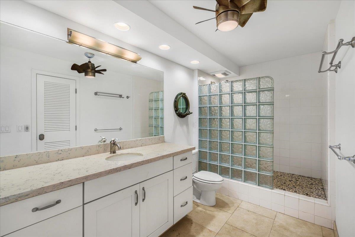 Lahaina Roads condo # 309, Lahaina, Hawaii - photo 22 of 33