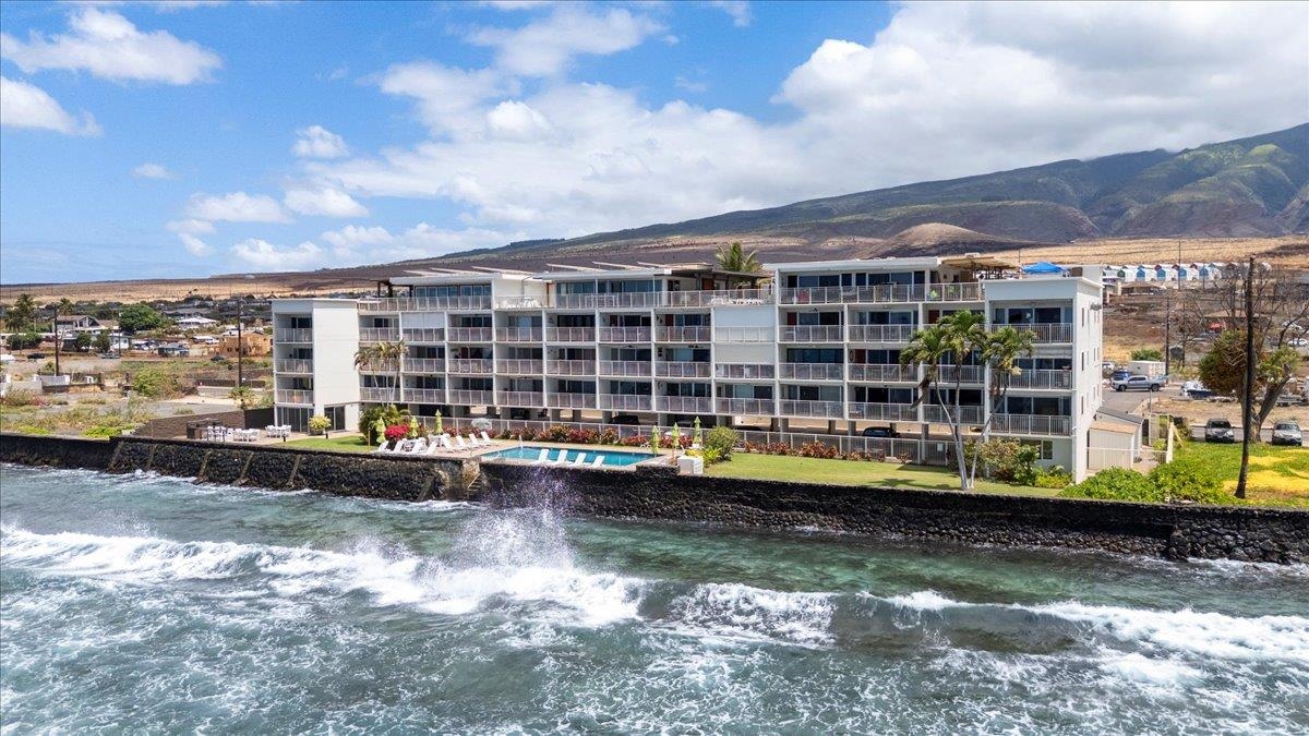 Lahaina Roads condo # 309, Lahaina, Hawaii - photo 30 of 33