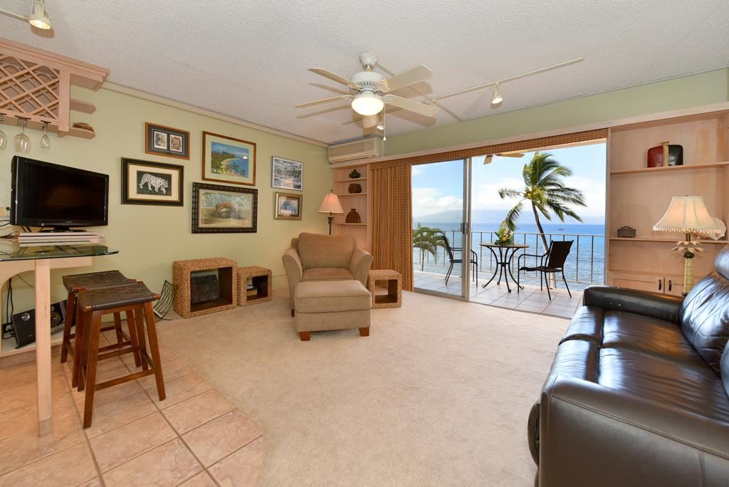 Lahaina Roads condo # 312, Lahaina, Hawaii - photo 2 of 14