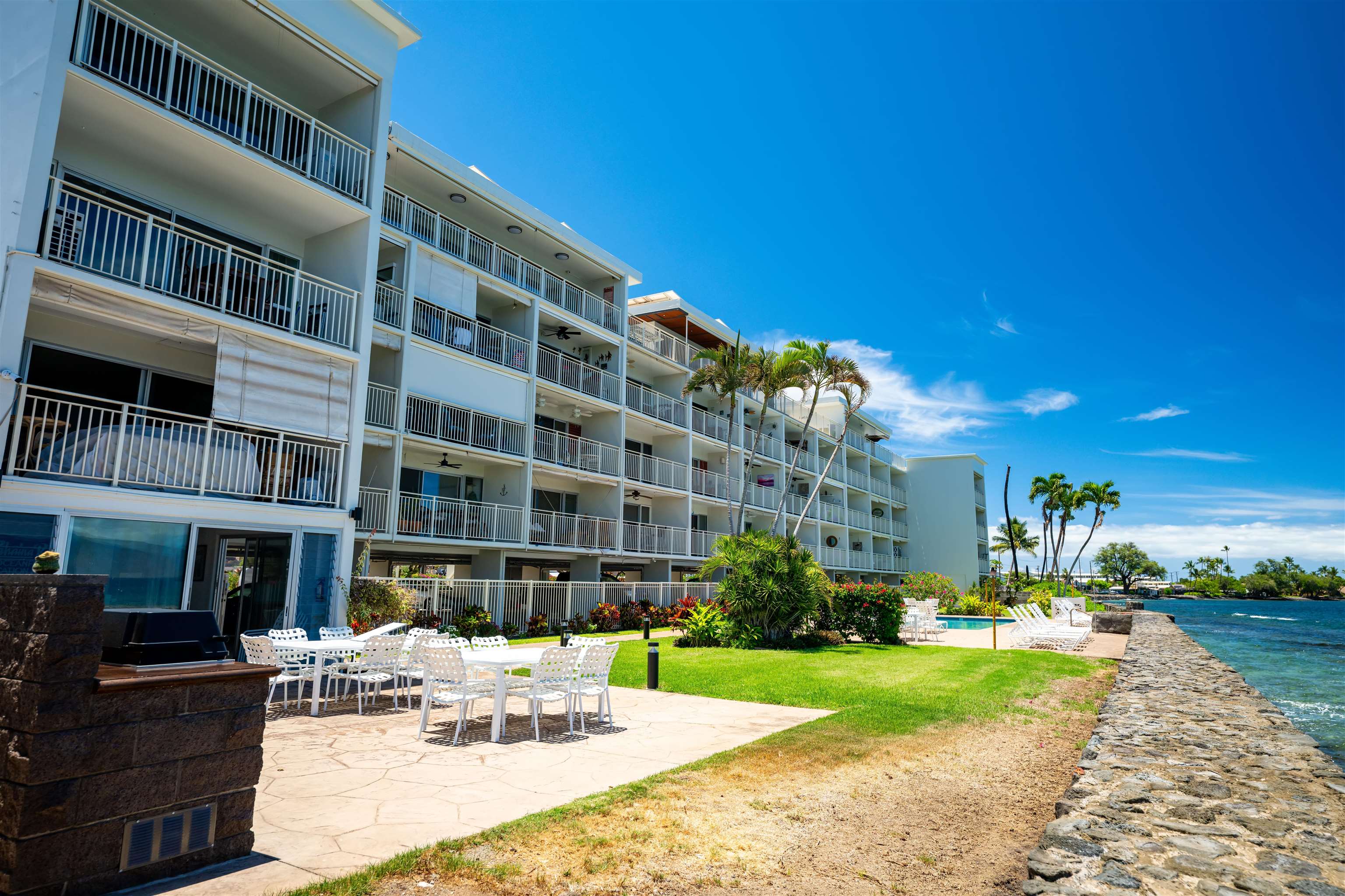 Lahaina Roads condo # 408, Lahaina, Hawaii - photo 20 of 28