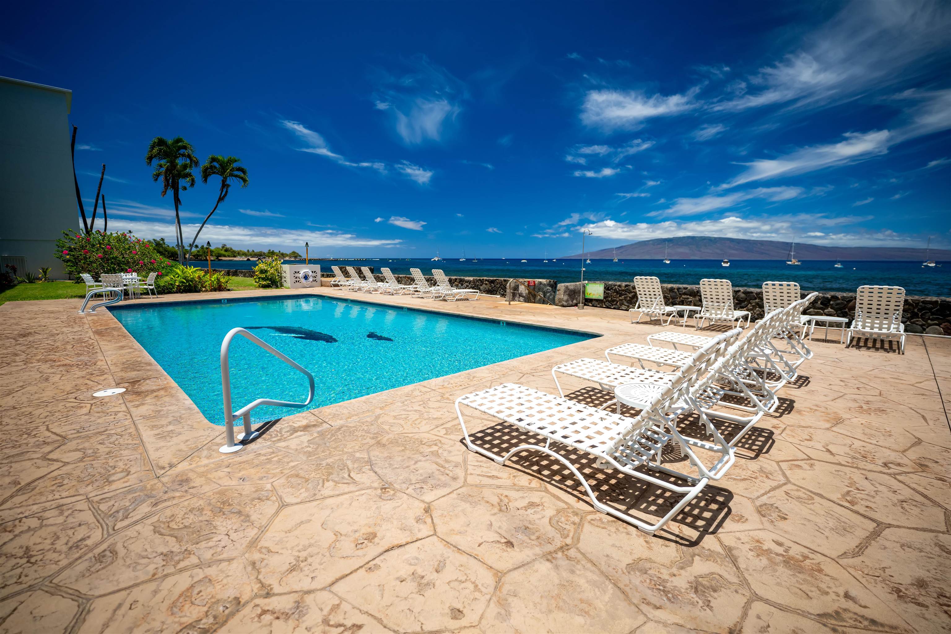 Lahaina Roads condo # 408, Lahaina, Hawaii - photo 24 of 28