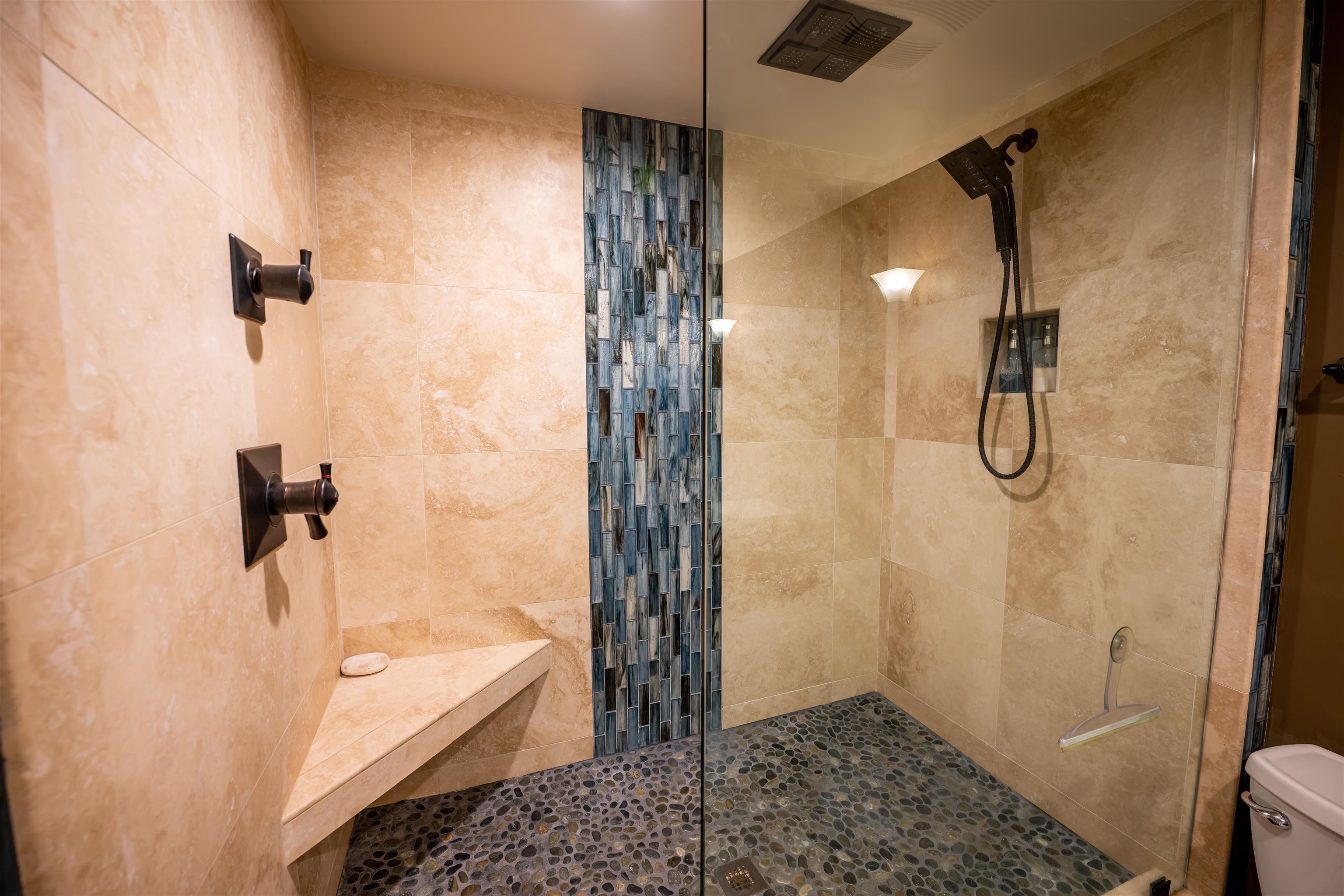 Lahaina Roads condo # 408, Lahaina, Hawaii - photo 8 of 28