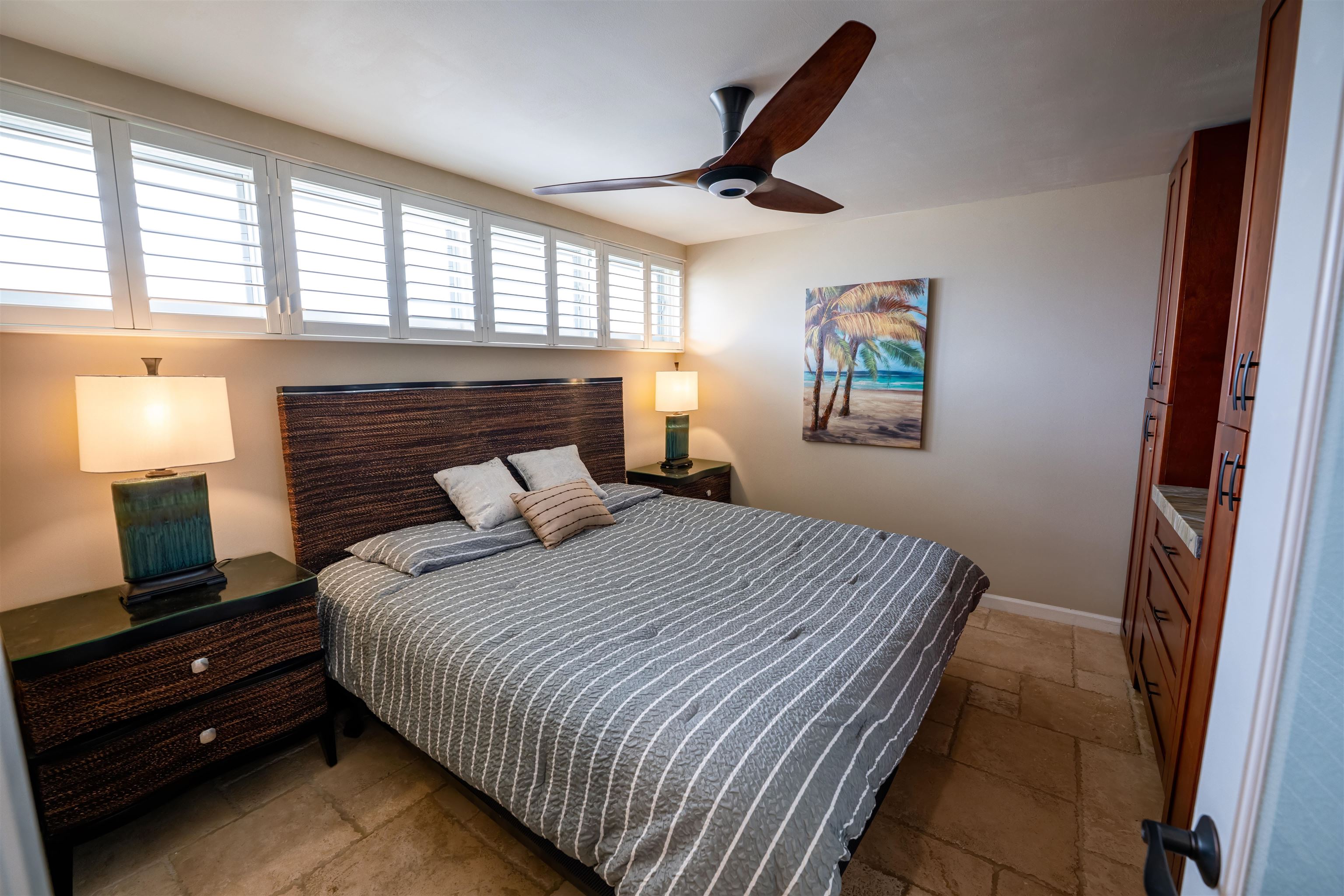 Lahaina Roads condo # 408, Lahaina, Hawaii - photo 9 of 28