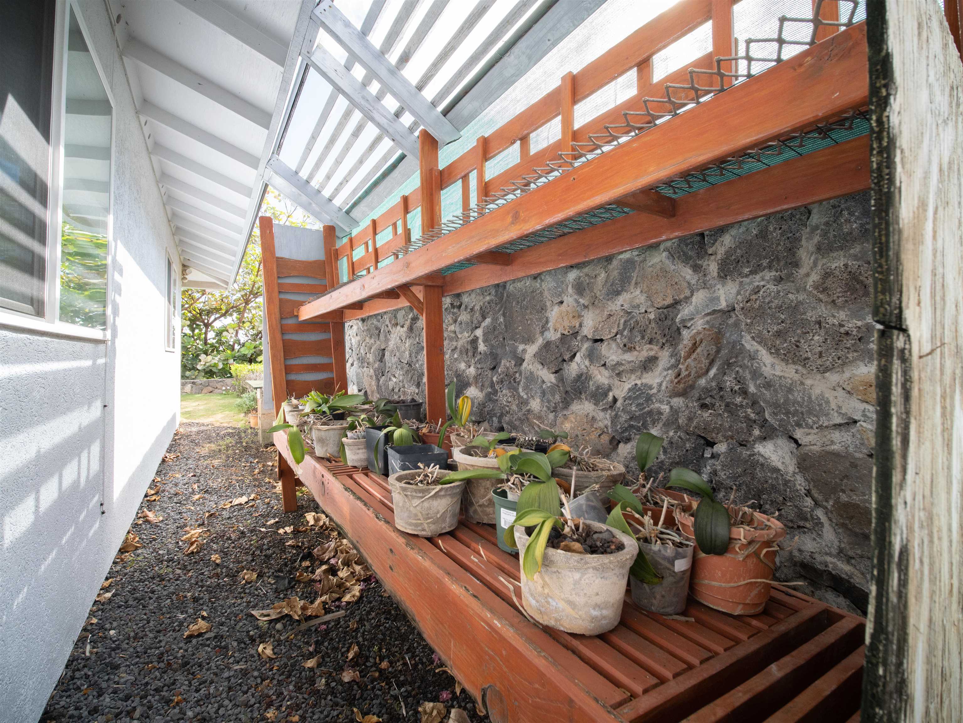 1406  Kakae Pl Ocean View Estates, Wailuku home - photo 35 of 38