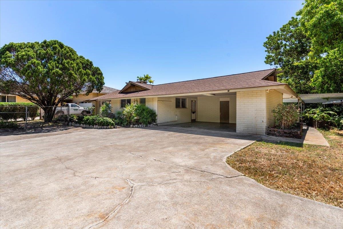 1419  Kilohi St Waikapu, Wailuku home - photo 11 of 46