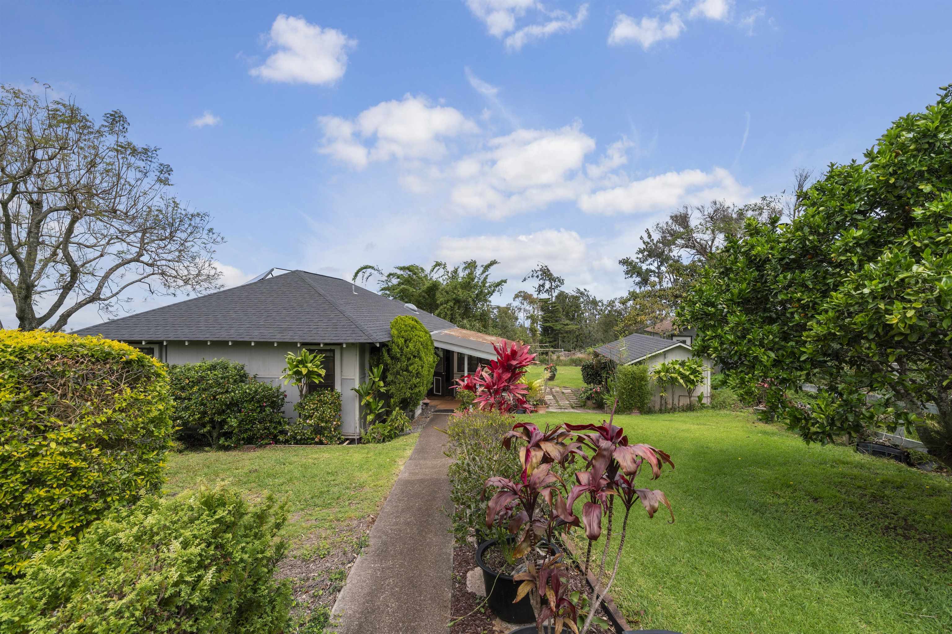 1423  Olinda Rd , Makawao/Olinda/Haliimaile home - photo 12 of 50
