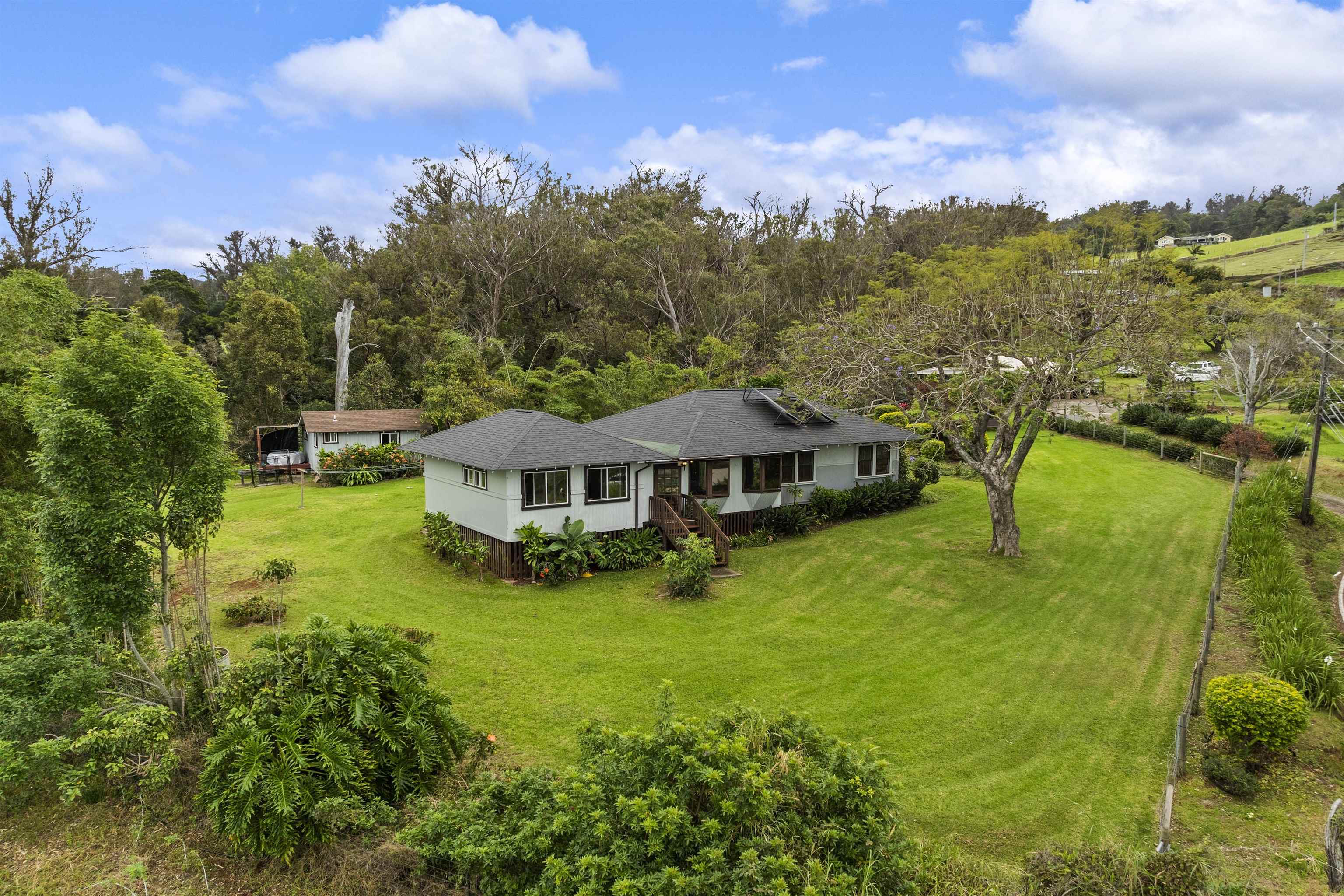 1423  Olinda Rd , Makawao/Olinda/Haliimaile home - photo 6 of 50