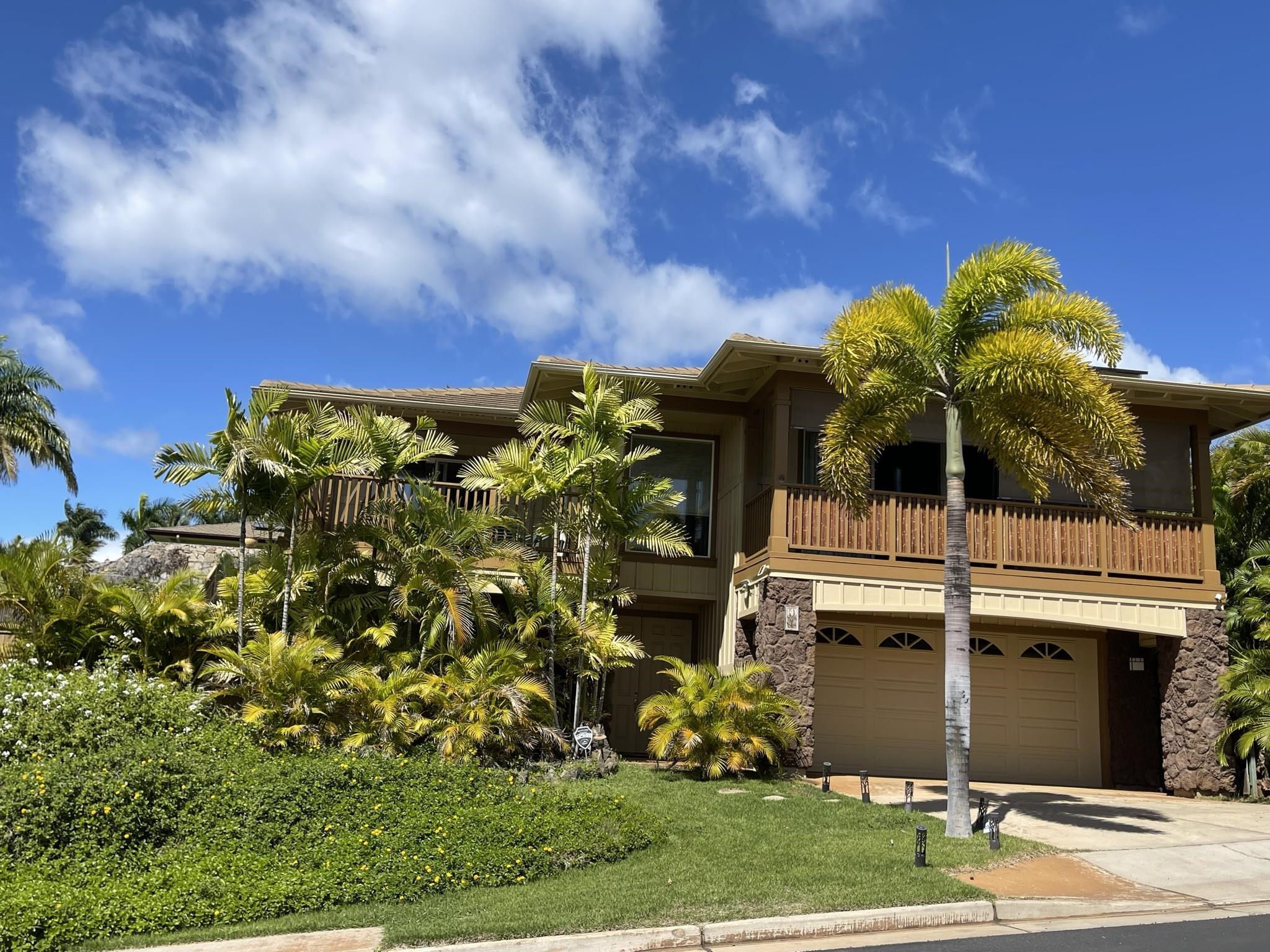 143  Ahekolo St South Kihei, Kihei home - photo 2 of 30