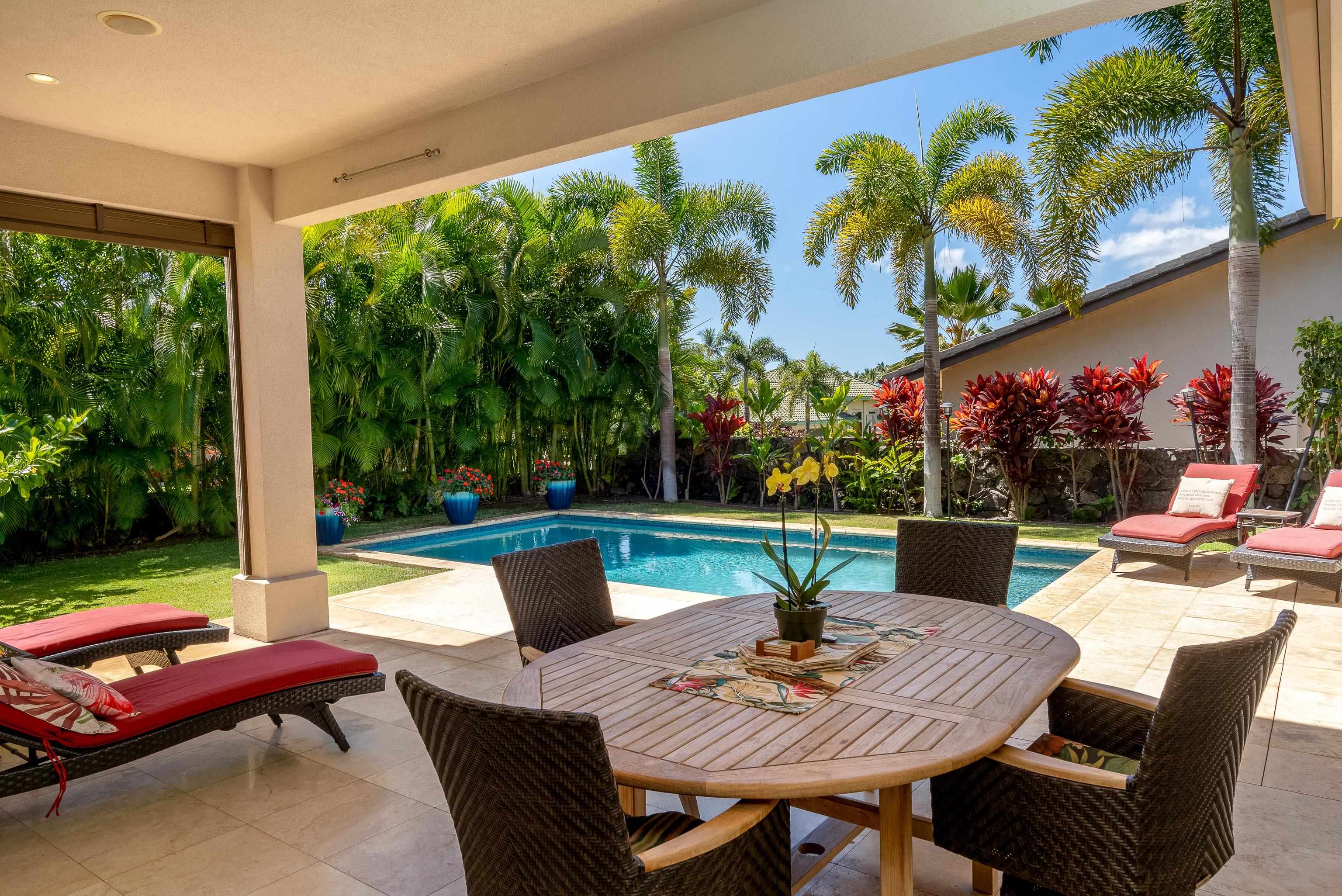 144  Hoolapa St South Kihei, Kihei home - photo 4 of 47