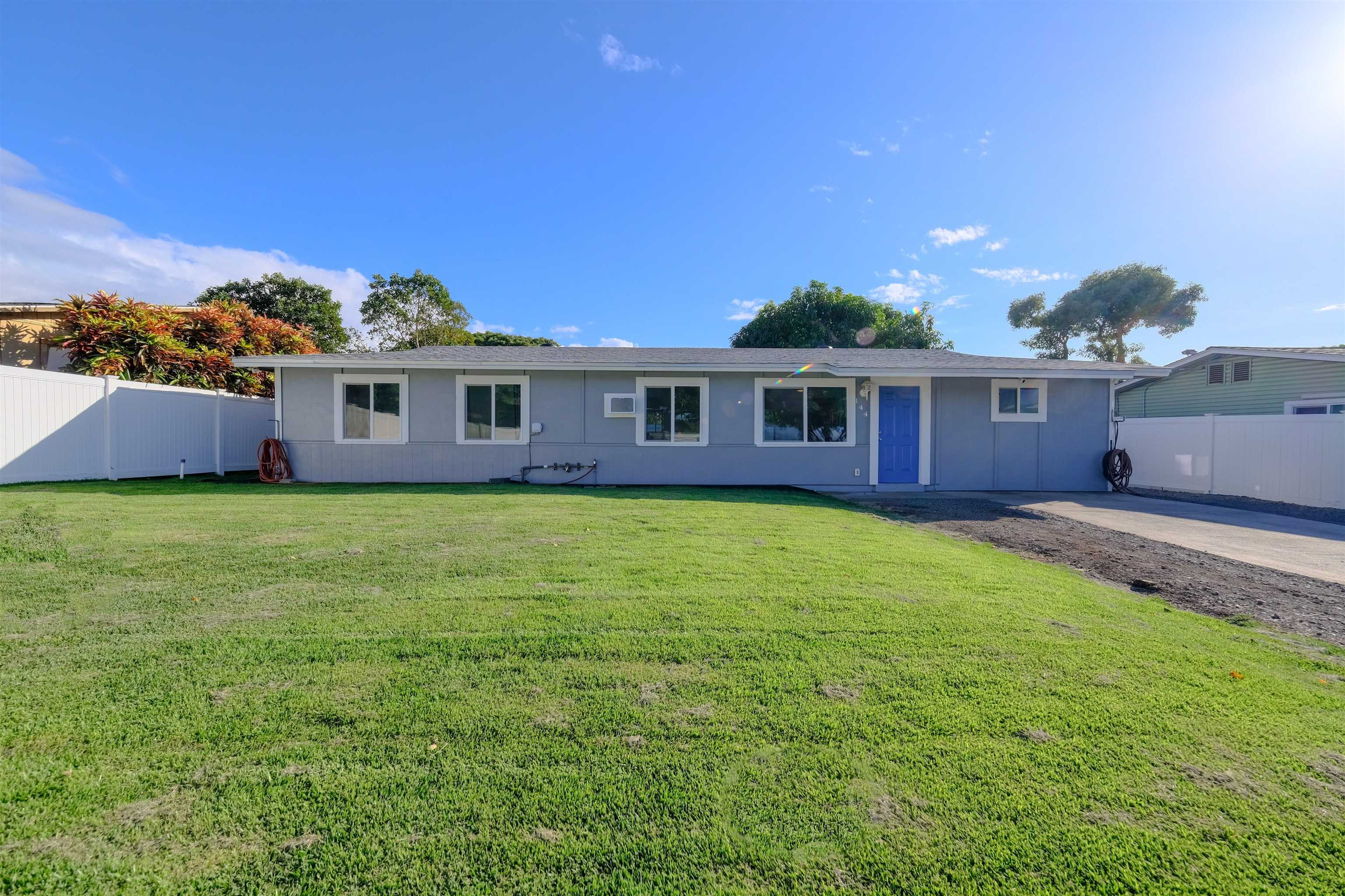 144 Lipoa St , Kihei, Hi 96753
