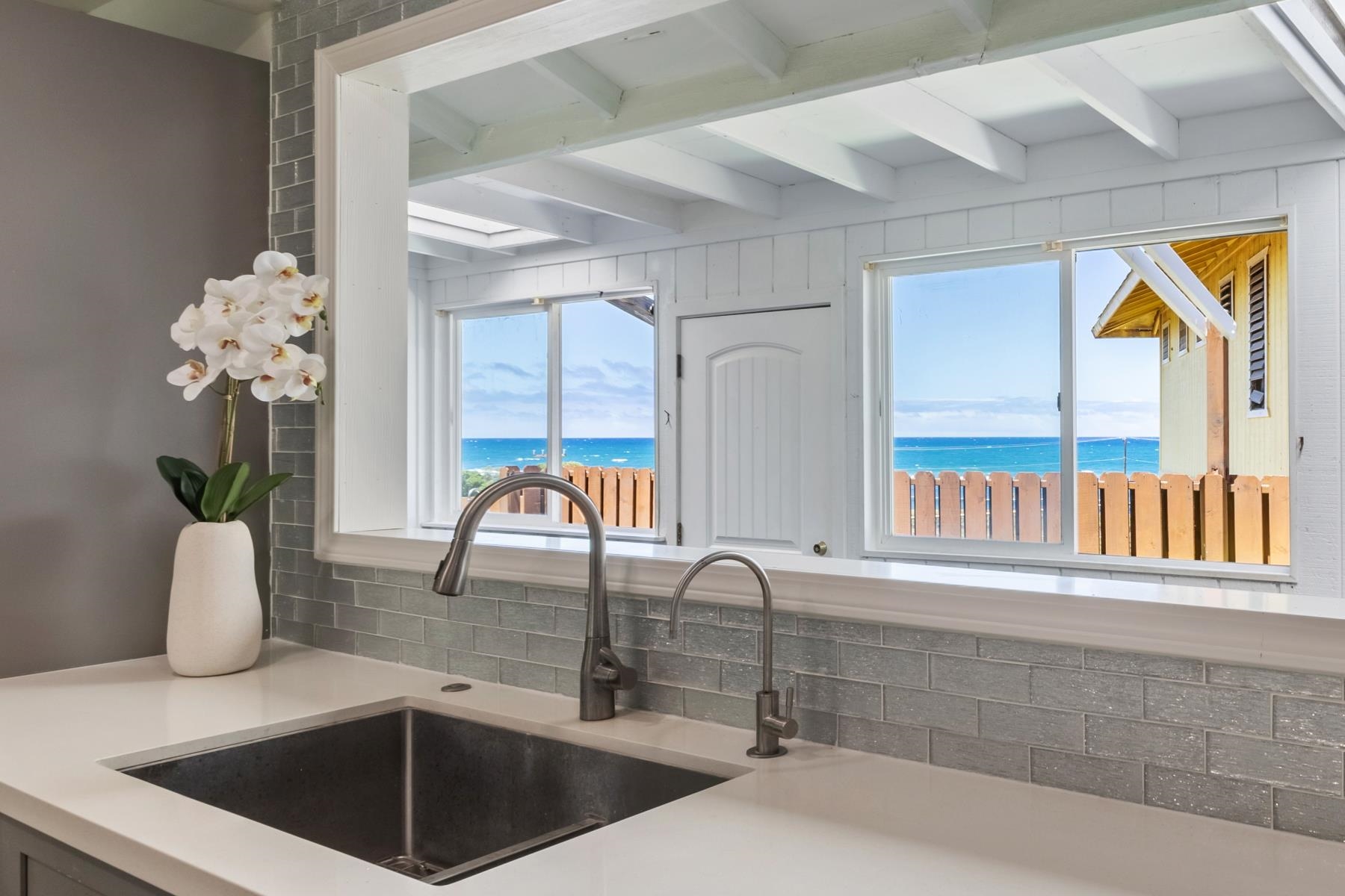 1442  Hiahia Pl Waiehu, Wailuku home - photo 6 of 50