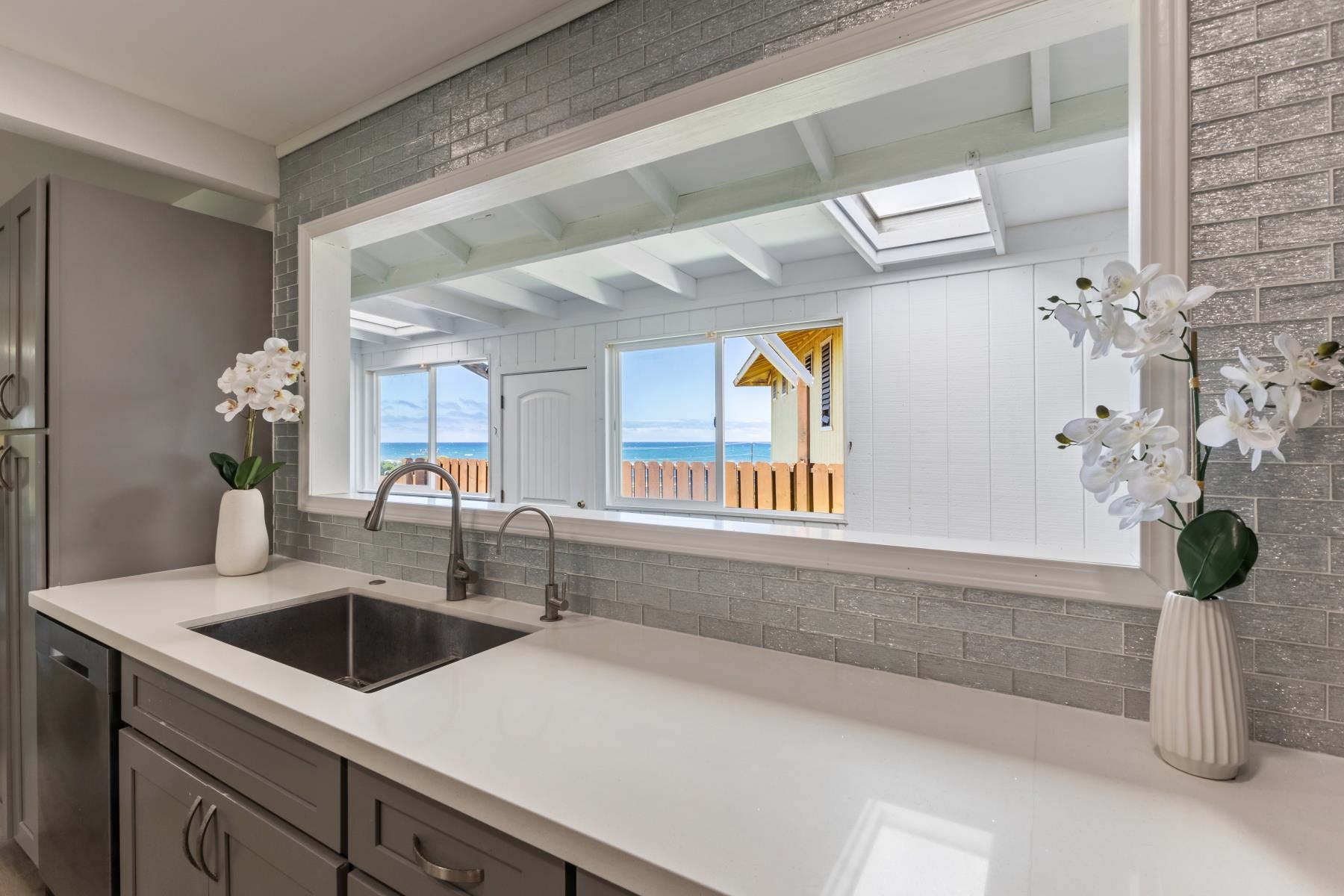 1442  Hiahia Pl Waiehu, Wailuku home - photo 7 of 50