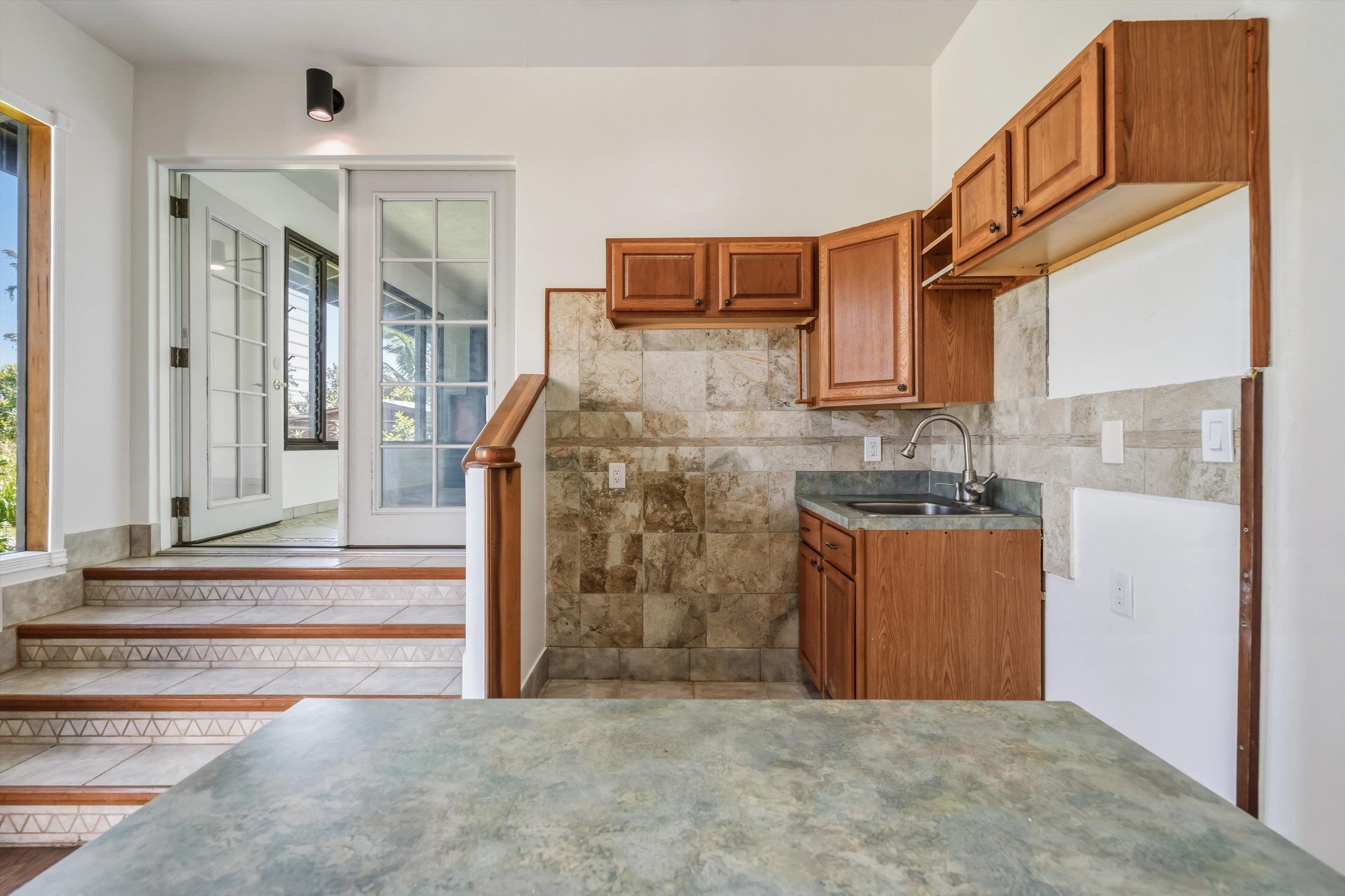 145  Holokai Rd , Haiku home - photo 11 of 50