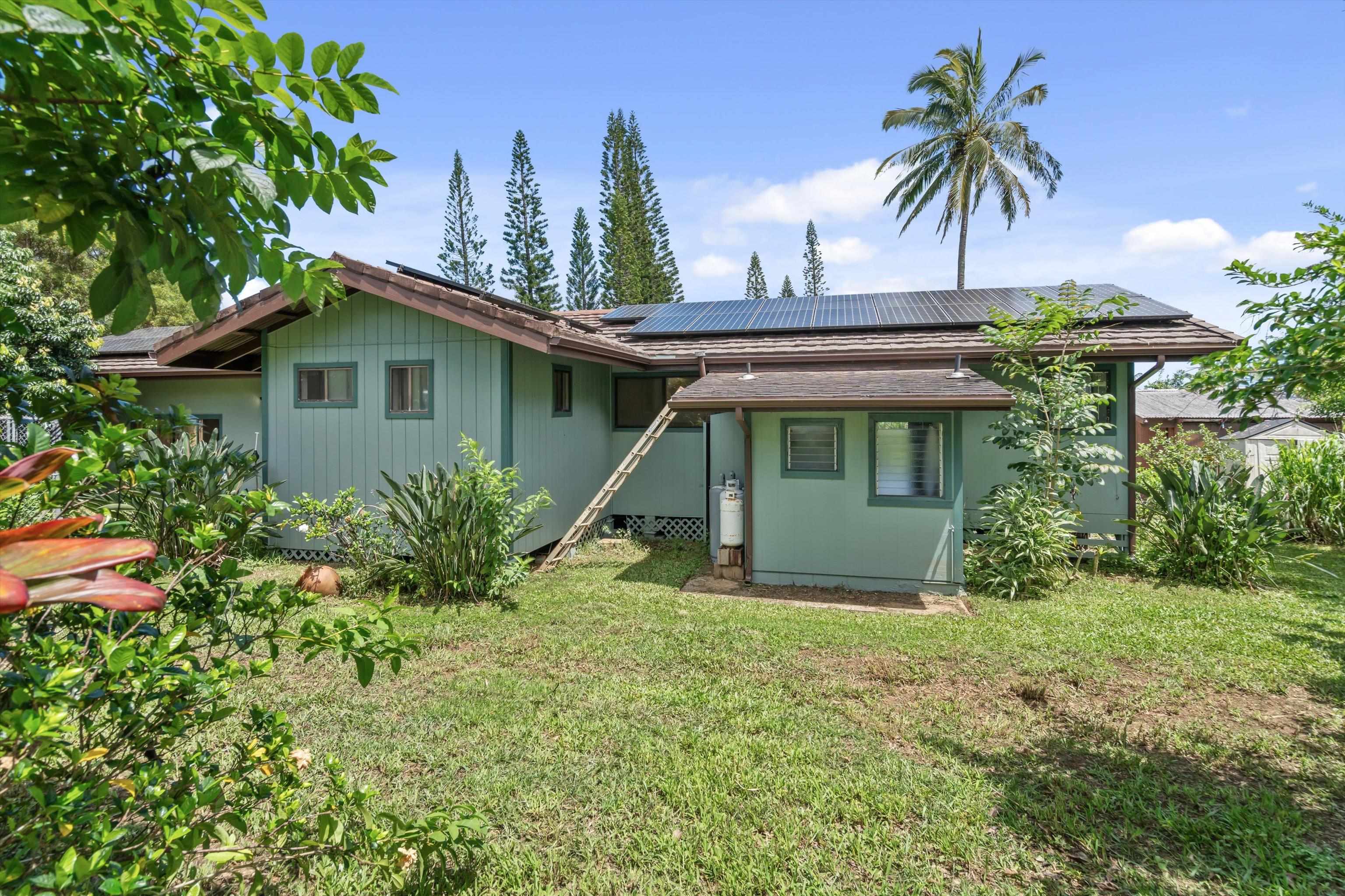 145  Holokai Rd , Haiku home - photo 41 of 50