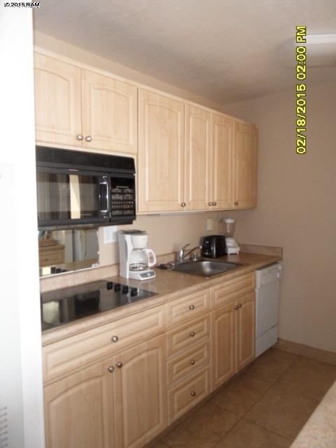 Sugar Beach Resort condo # 524, Kihei, Hawaii - photo 9 of 15