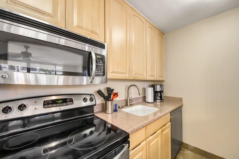 Sugar Beach Resort condo # 109, Kihei, Hawaii - photo 7 of 24