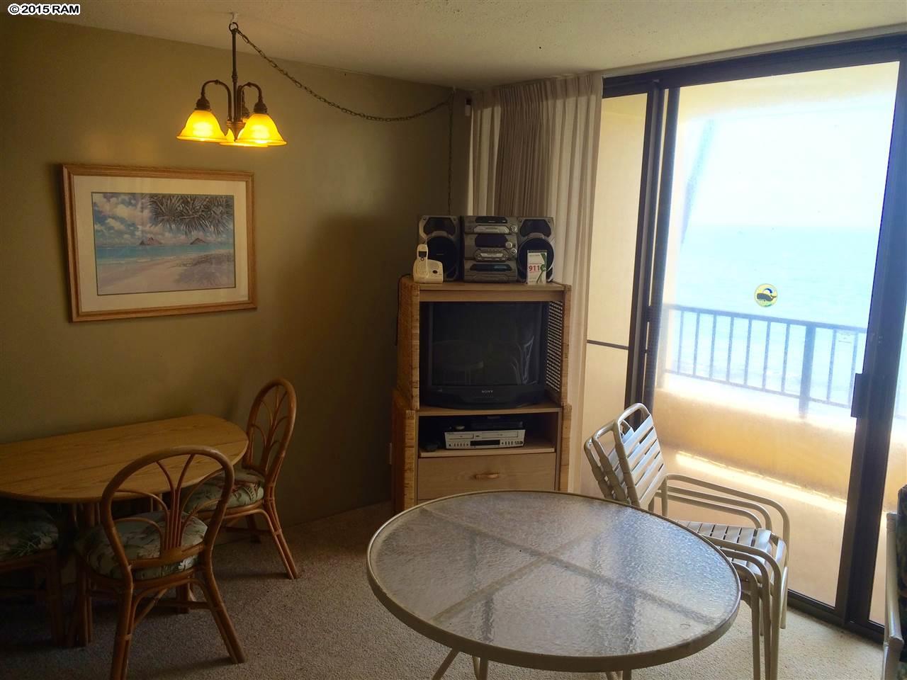 Sugar Beach Resort condo # 318, Kihei, Hawaii - photo 4 of 10