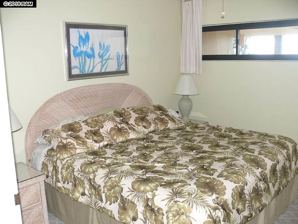 Sugar Beach Resort condo # 319, Kihei, Hawaii - photo 11 of 16