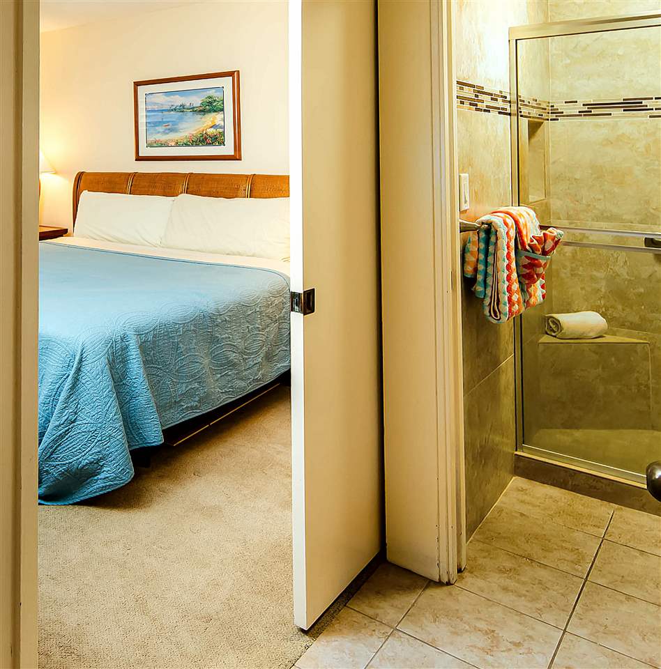 Sugar Beach Resort condo # 321, Kihei, Hawaii - photo 16 of 26