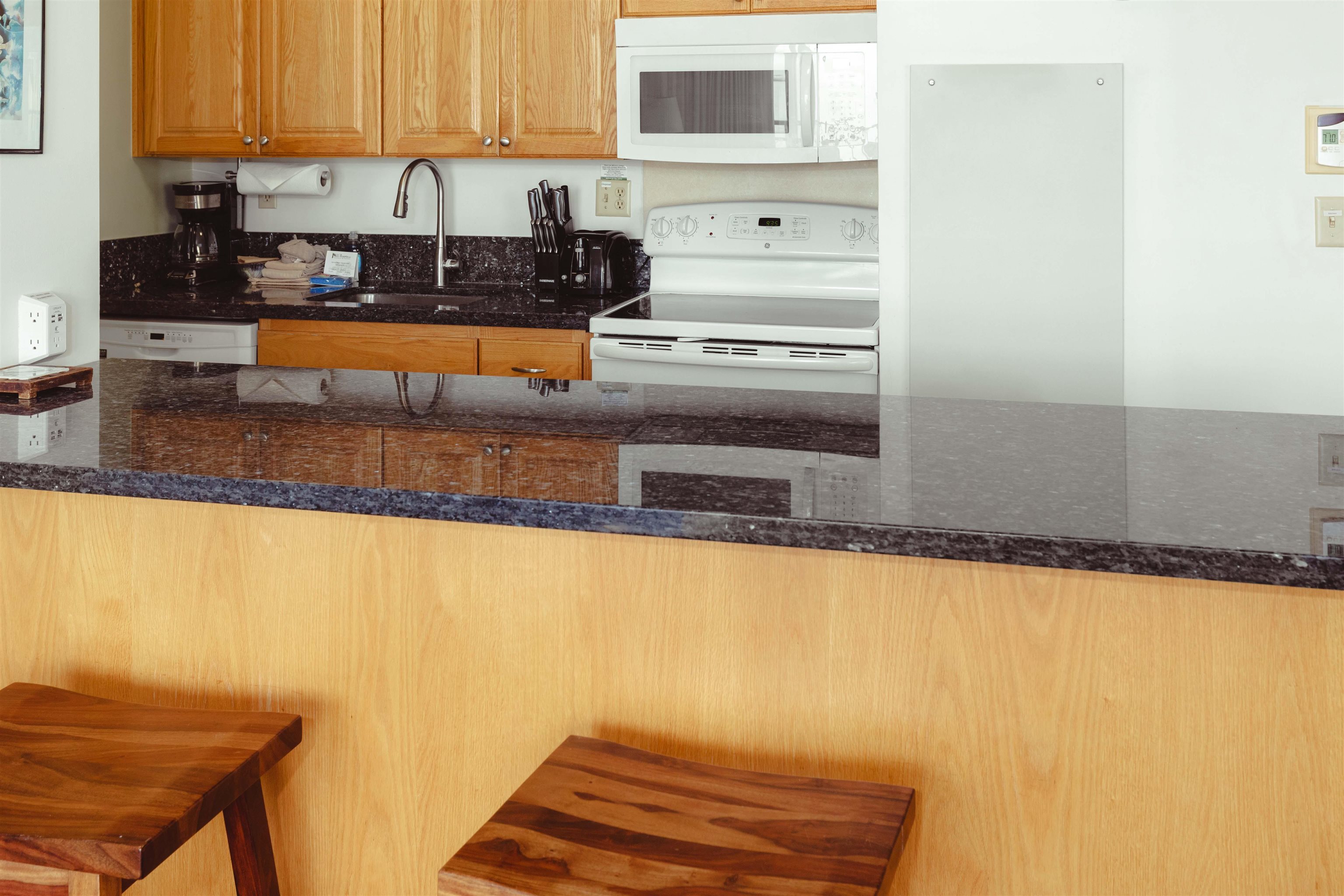 Sugar Beach Resort condo # 326, Kihei, Hawaii - photo 13 of 35