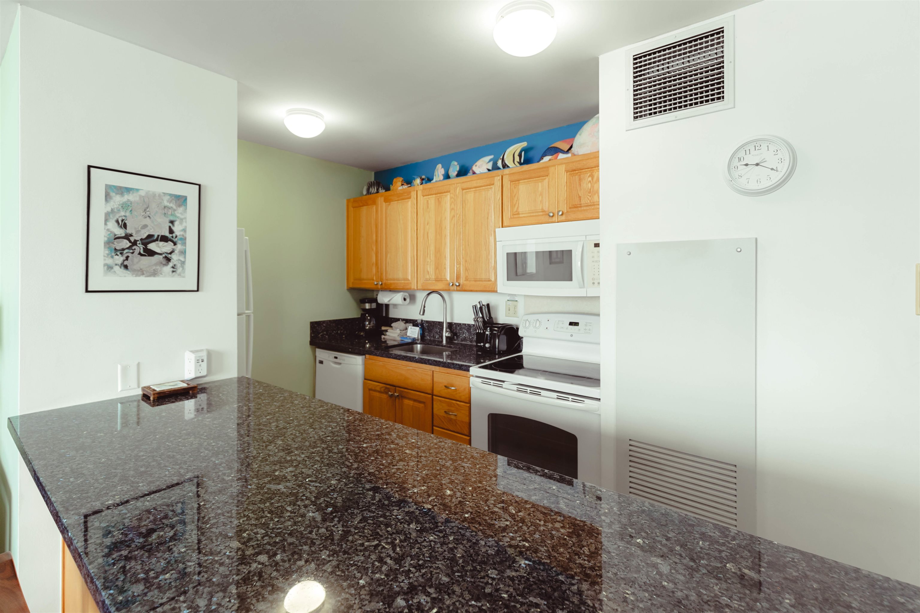 Sugar Beach Resort condo # 326, Kihei, Hawaii - photo 10 of 35