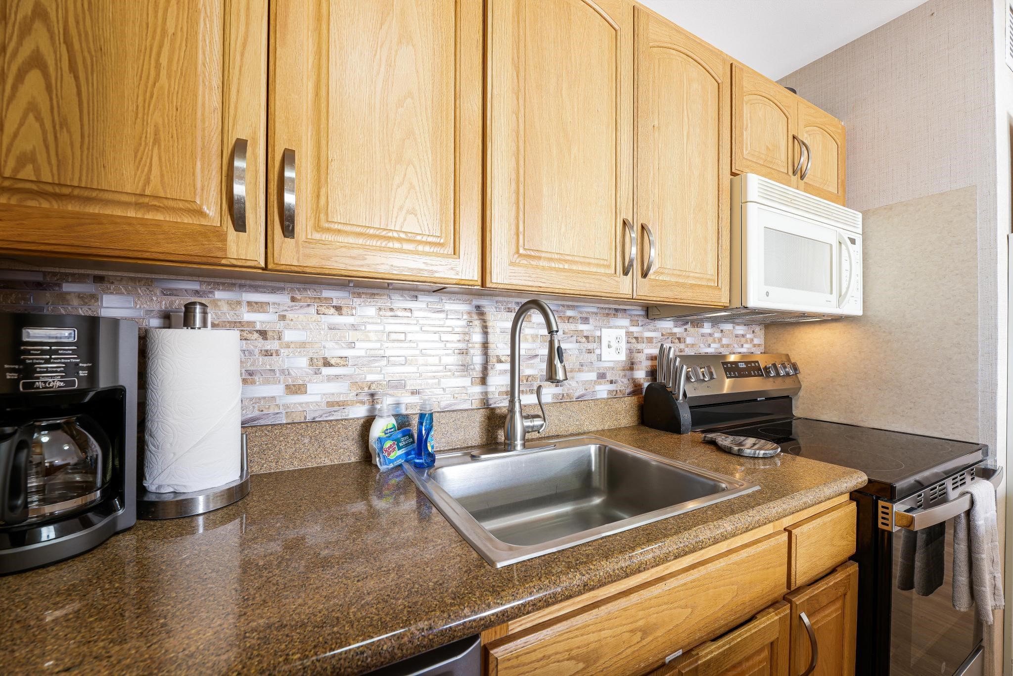 Sugar Beach Resort condo # 406, Kihei, Hawaii - photo 12 of 43