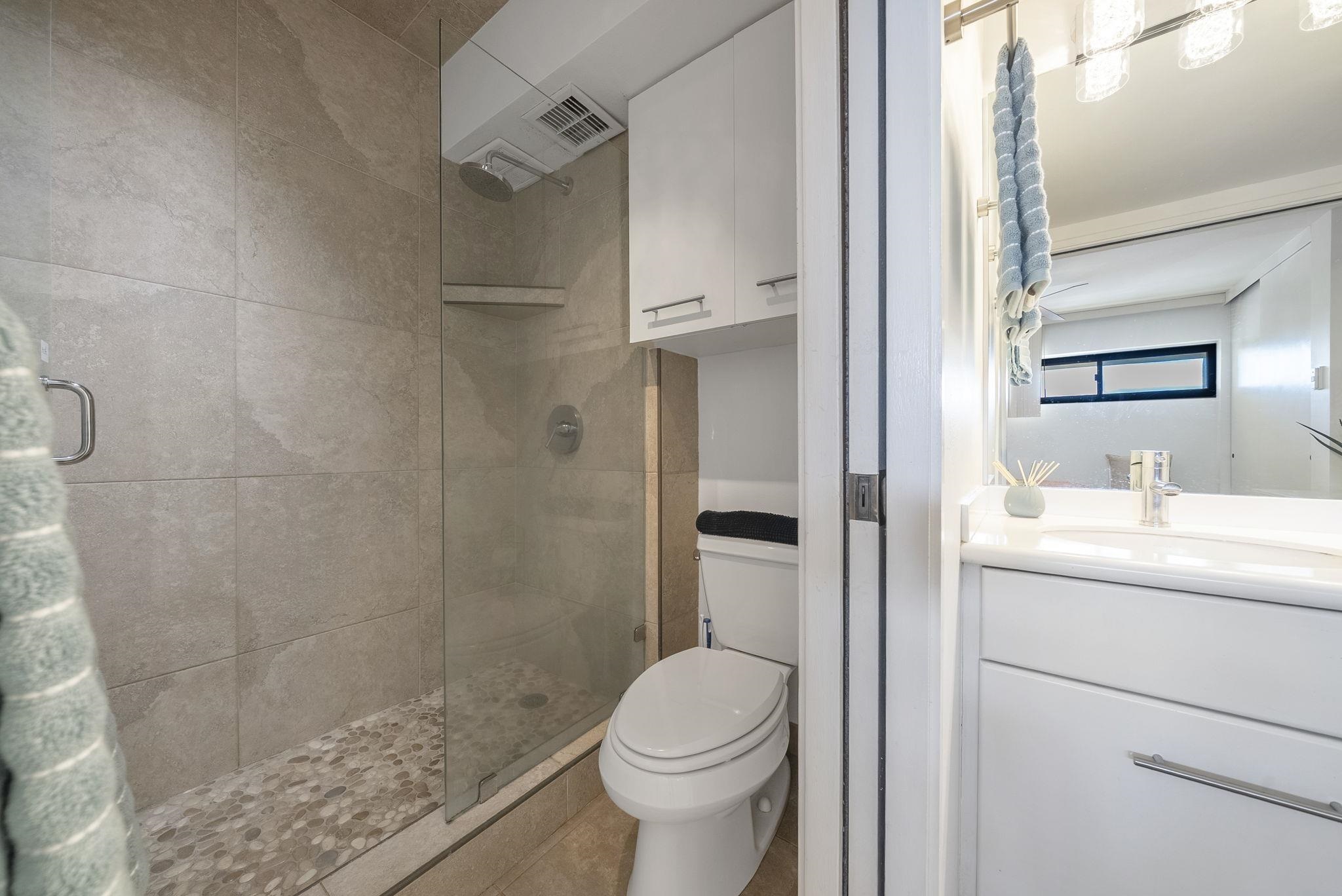 Sugar Beach Resort condo # 408, Kihei, Hawaii - photo 10 of 34