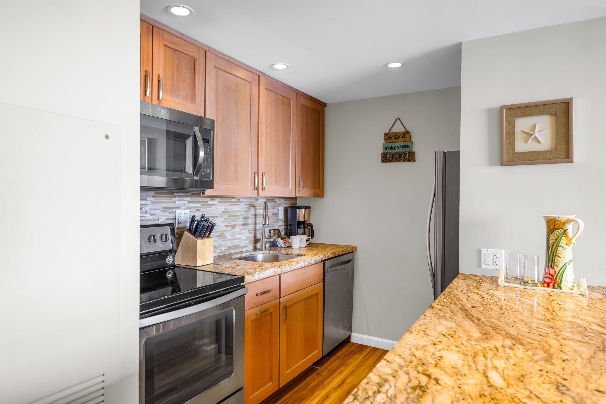 Sugar Beach Resort condo # 417, Kihei, Hawaii - photo 16 of 45