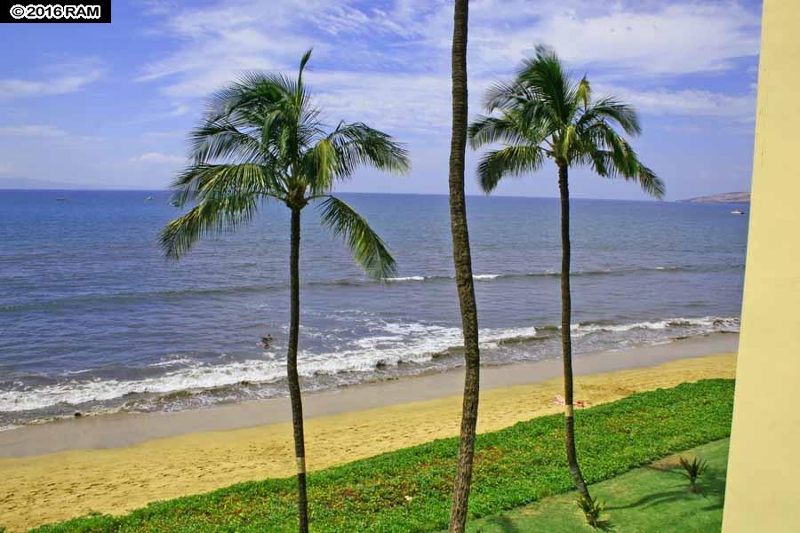 Sugar Beach Resort condo # 418, Kihei, Hawaii - photo 4 of 15