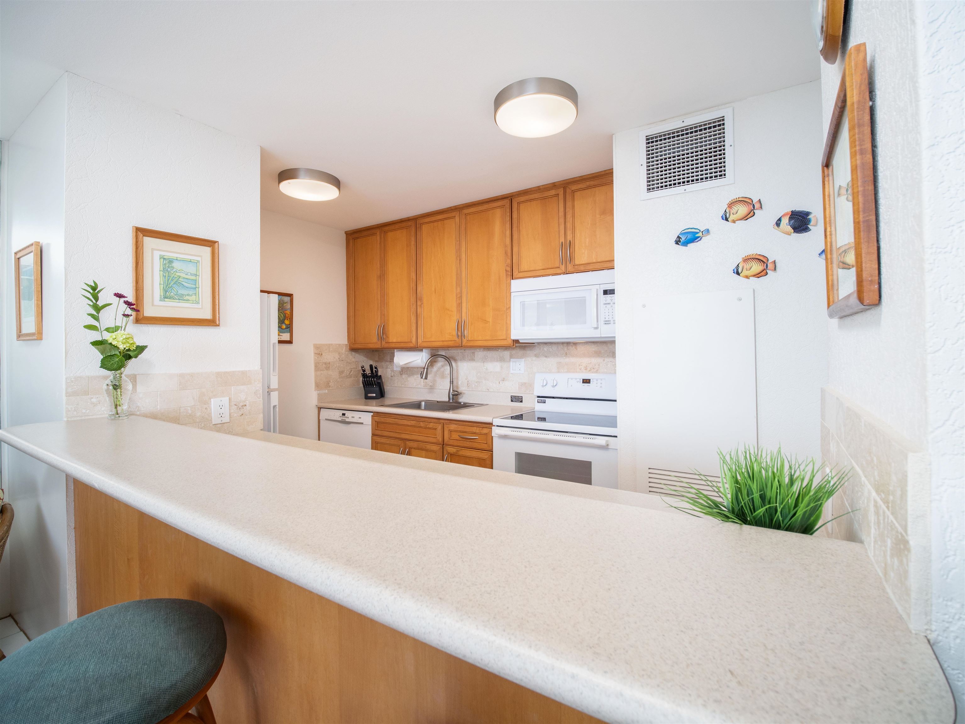 Sugar Beach Resort condo # 430, Kihei, Hawaii - photo 15 of 43