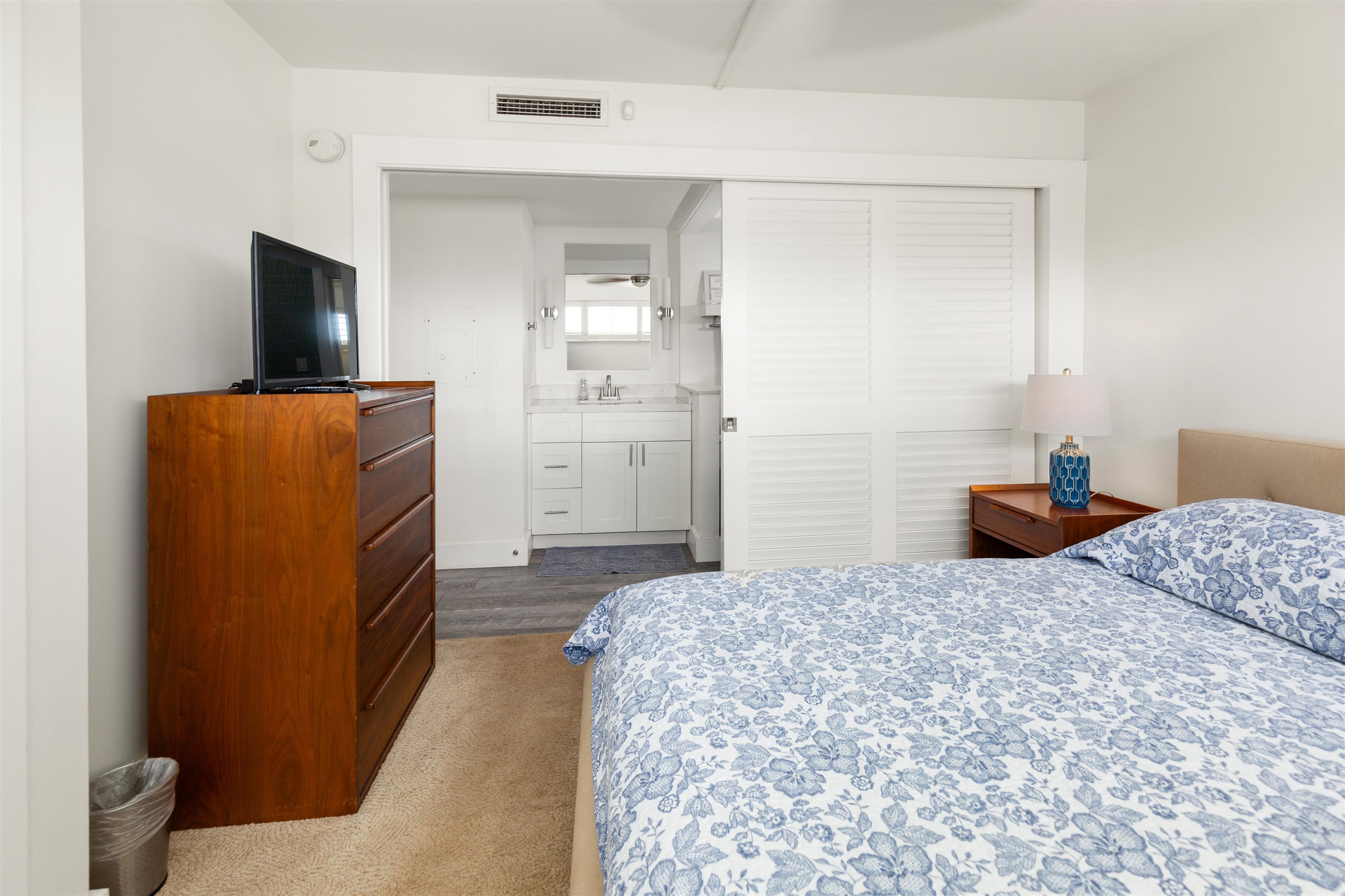 Sugar Beach Resort condo # 502, Kihei, Hawaii - photo 17 of 37